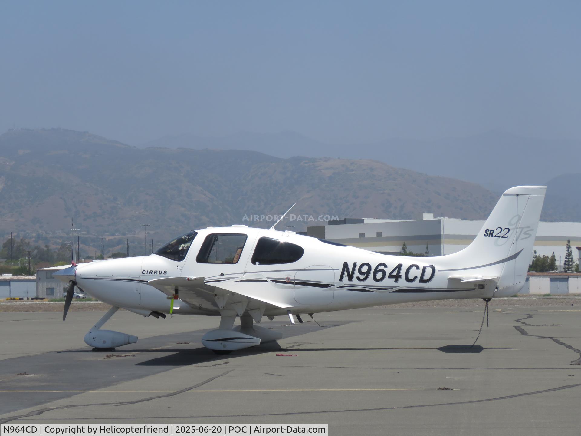N964CD, 2006 Cirrus SR22 GTS C/N 1846, Parked in transit parking