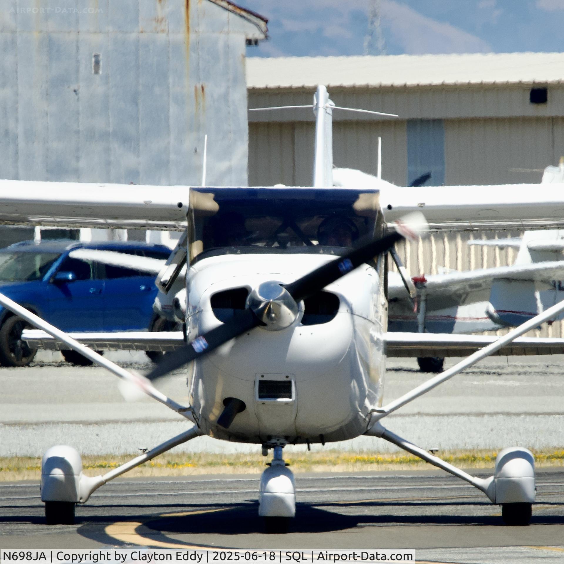 N698JA, 2008 Cessna 172S Skyhawk SP C/N 172S10698, San Carlos Airport in California 2025