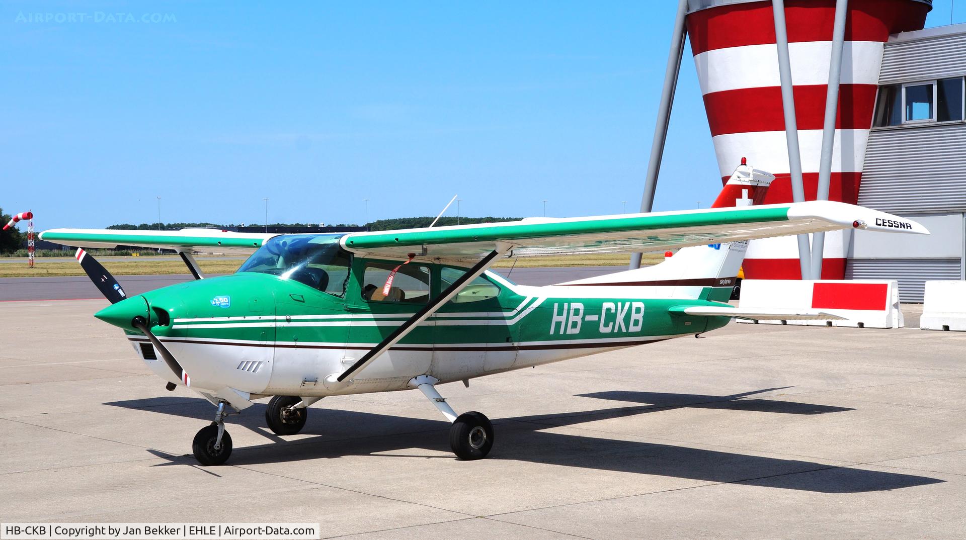 HB-CKB, 1975 Cessna 182P Skylane Skylane C/N 18263933, Lelystad Airport