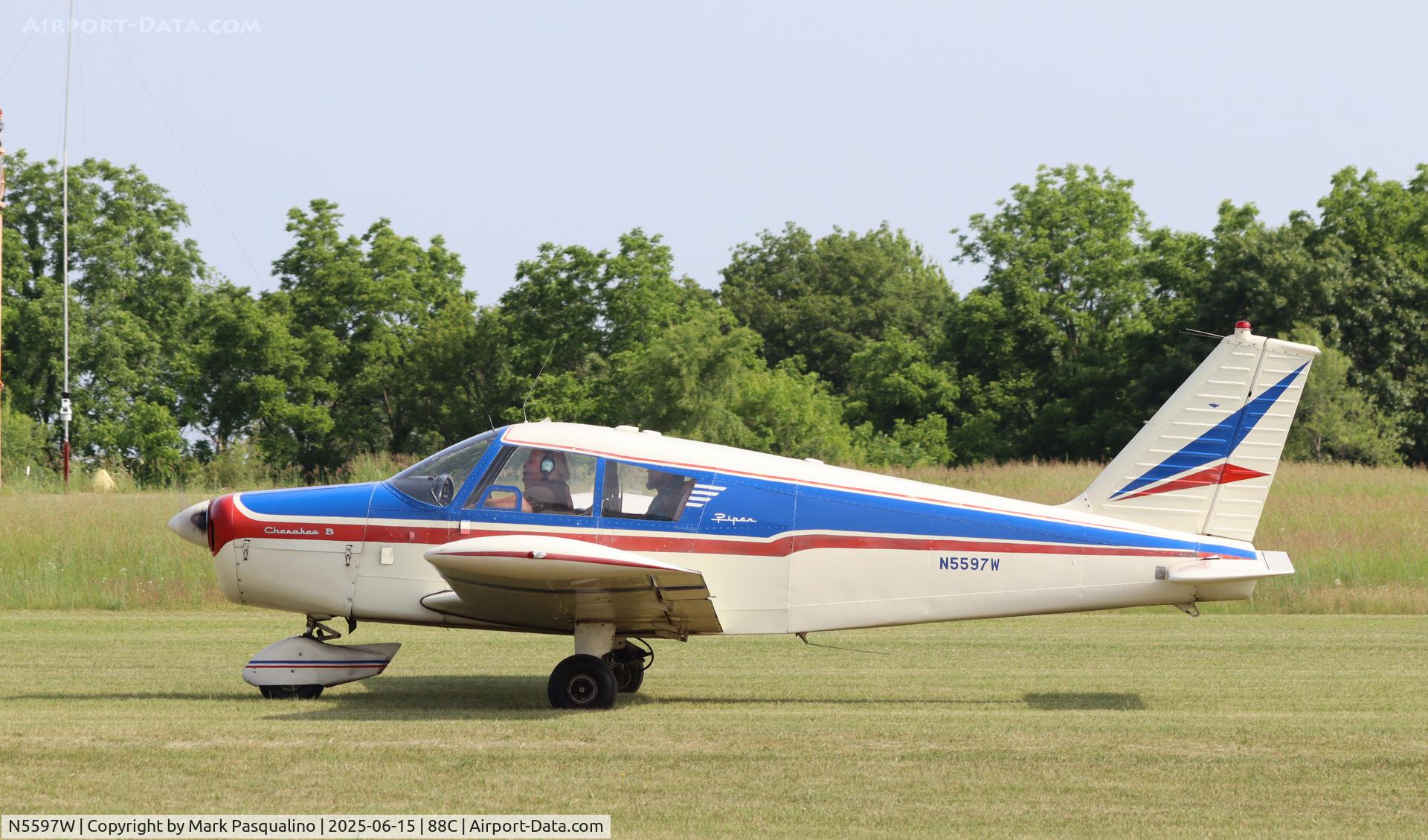 N5597W, 1962 Piper PA-28-160 Cherokee C/N 28-733, Piper PA-28-160