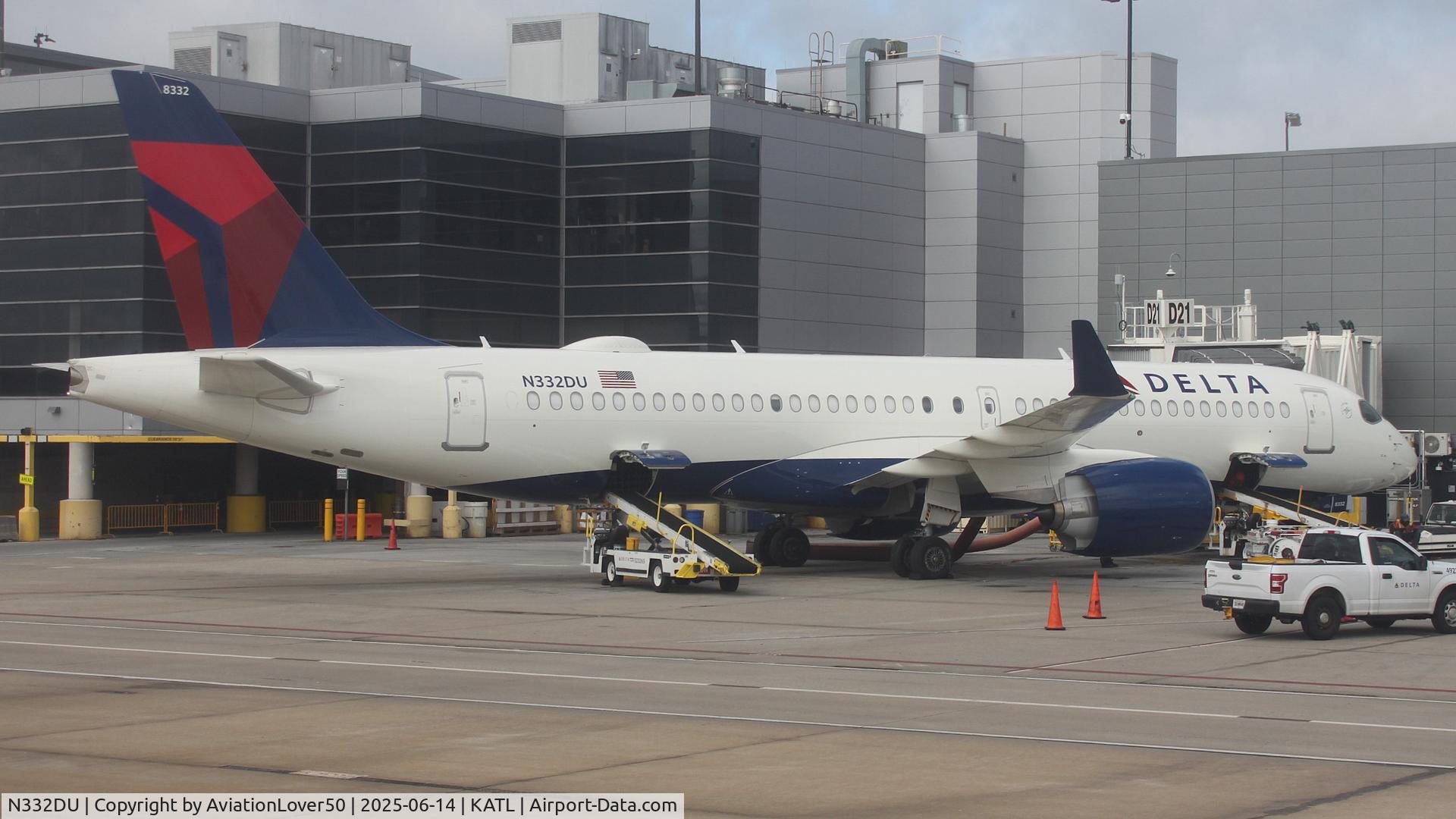 N332DU, , Delta A223