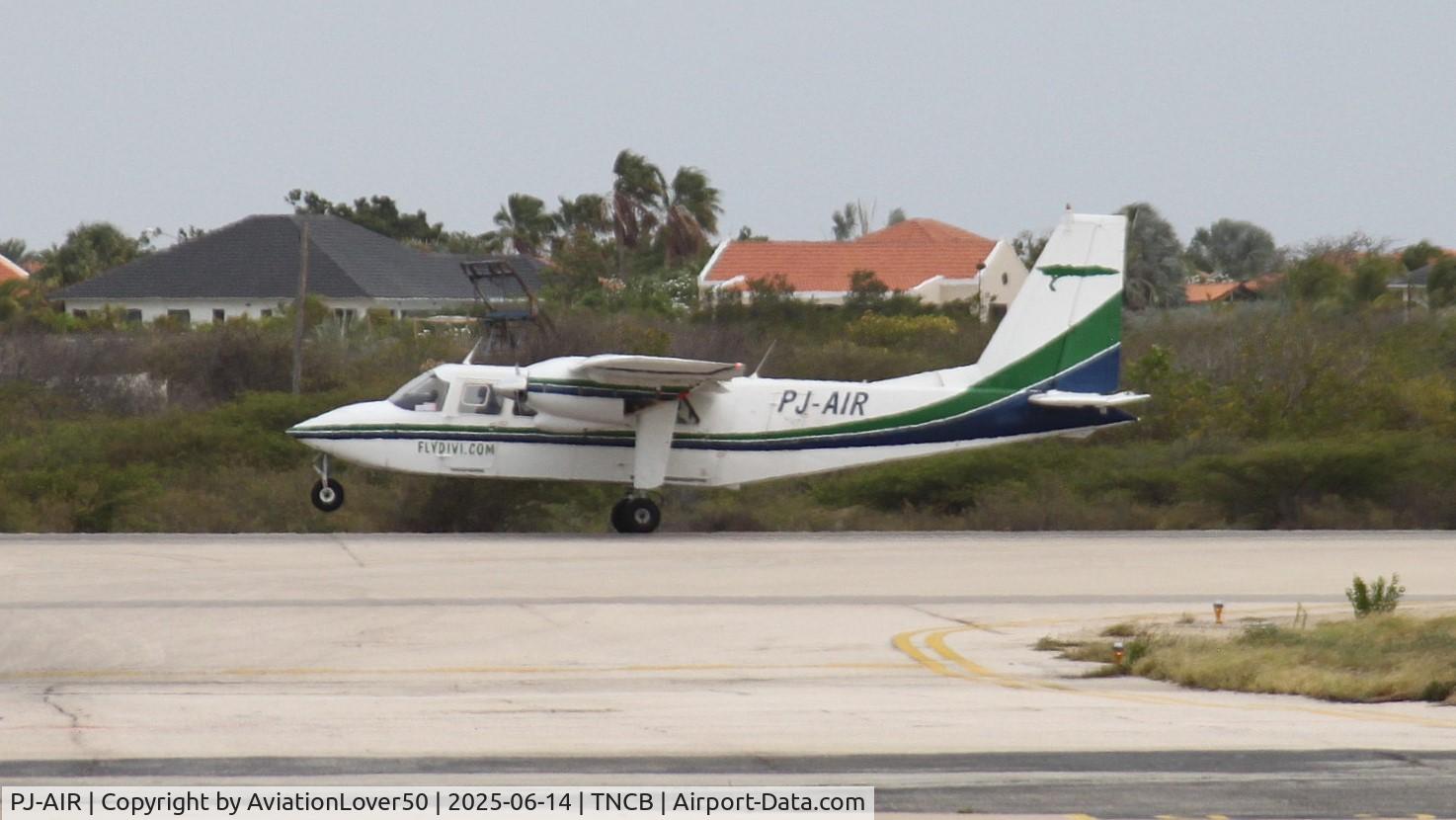 PJ-AIR, , Divi Divi Islander