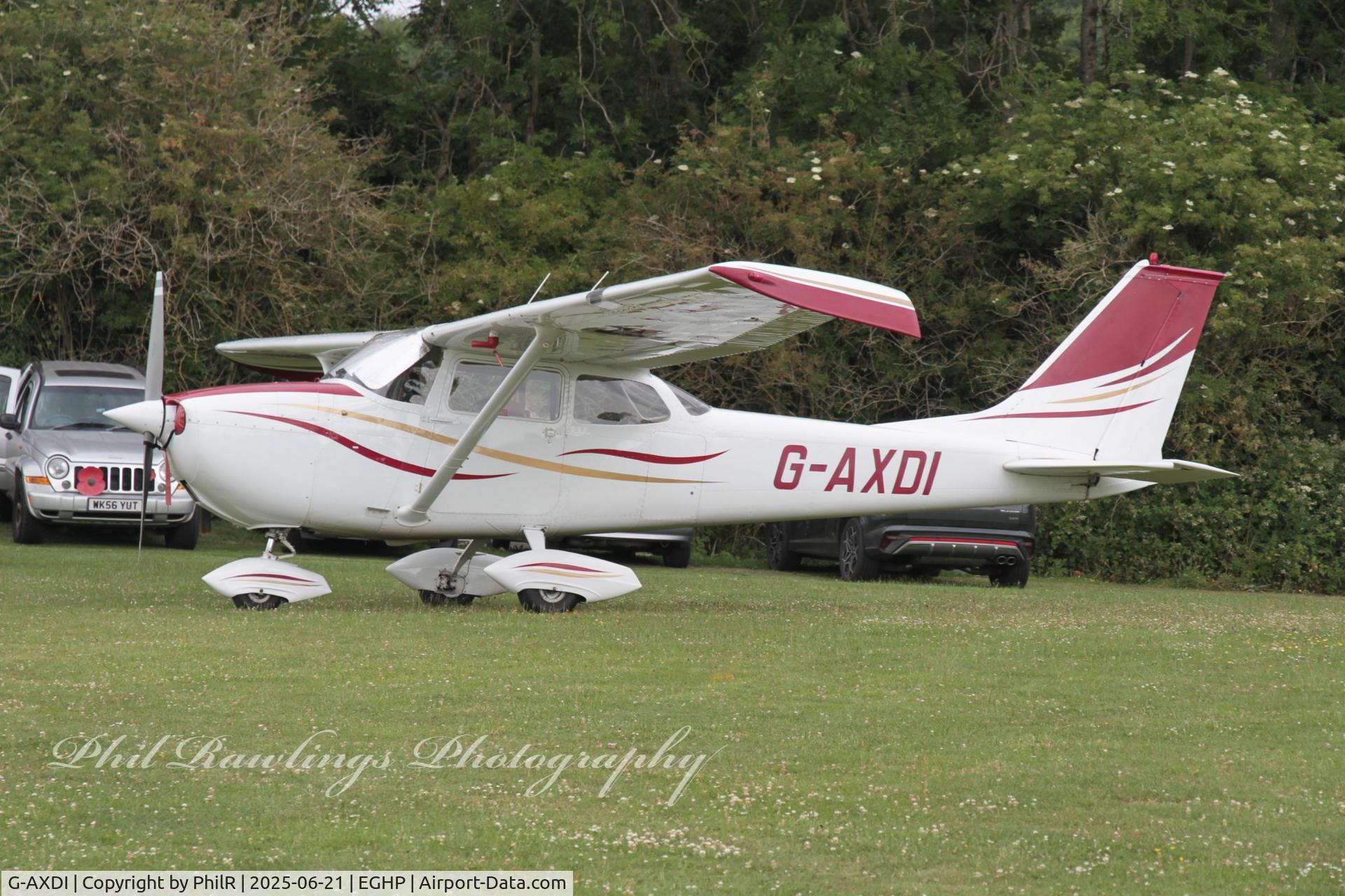 G-AXDI, 1969 Reims F172H Skyhawk C/N 0574, G-AXDI 1969 Reims Cessna F172H Skyhawk Cessna Fly In Popham