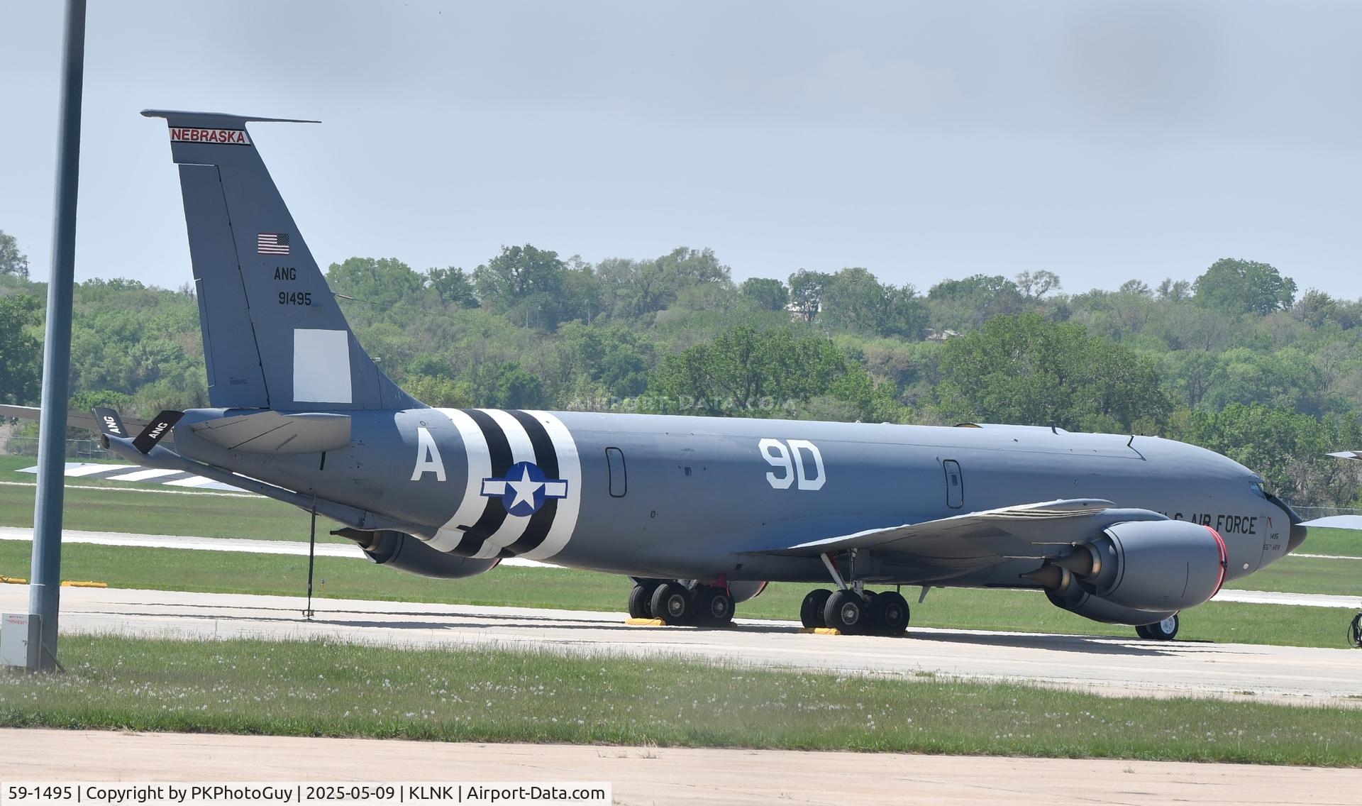 59-1495, 1959 Boeing KC-135R Stratotanker C/N 17983, Tanker parked at Lincoln ANG Base