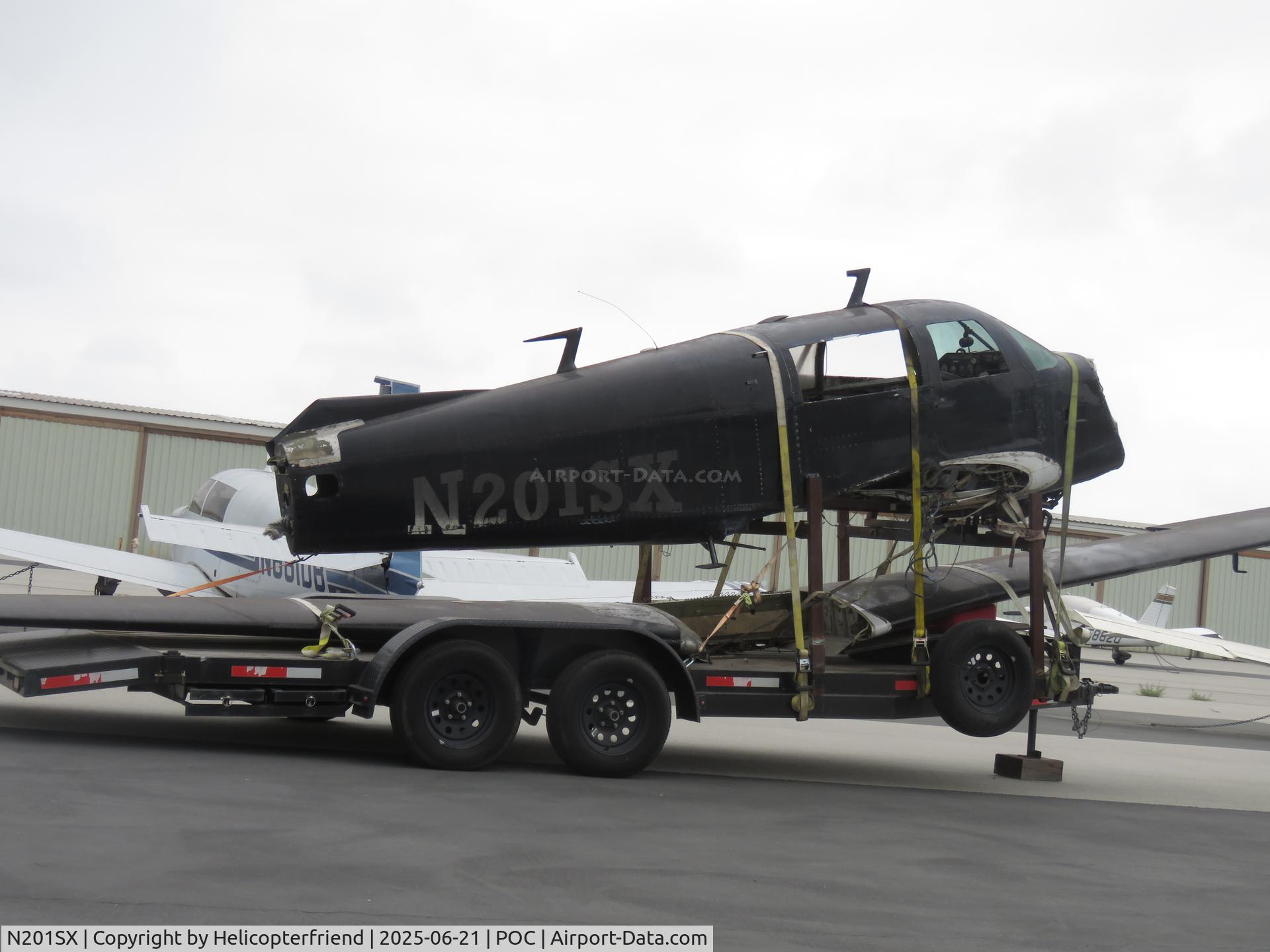 N201SX, 1977 Mooney M20J 201 C/N 24-0308, Waiting