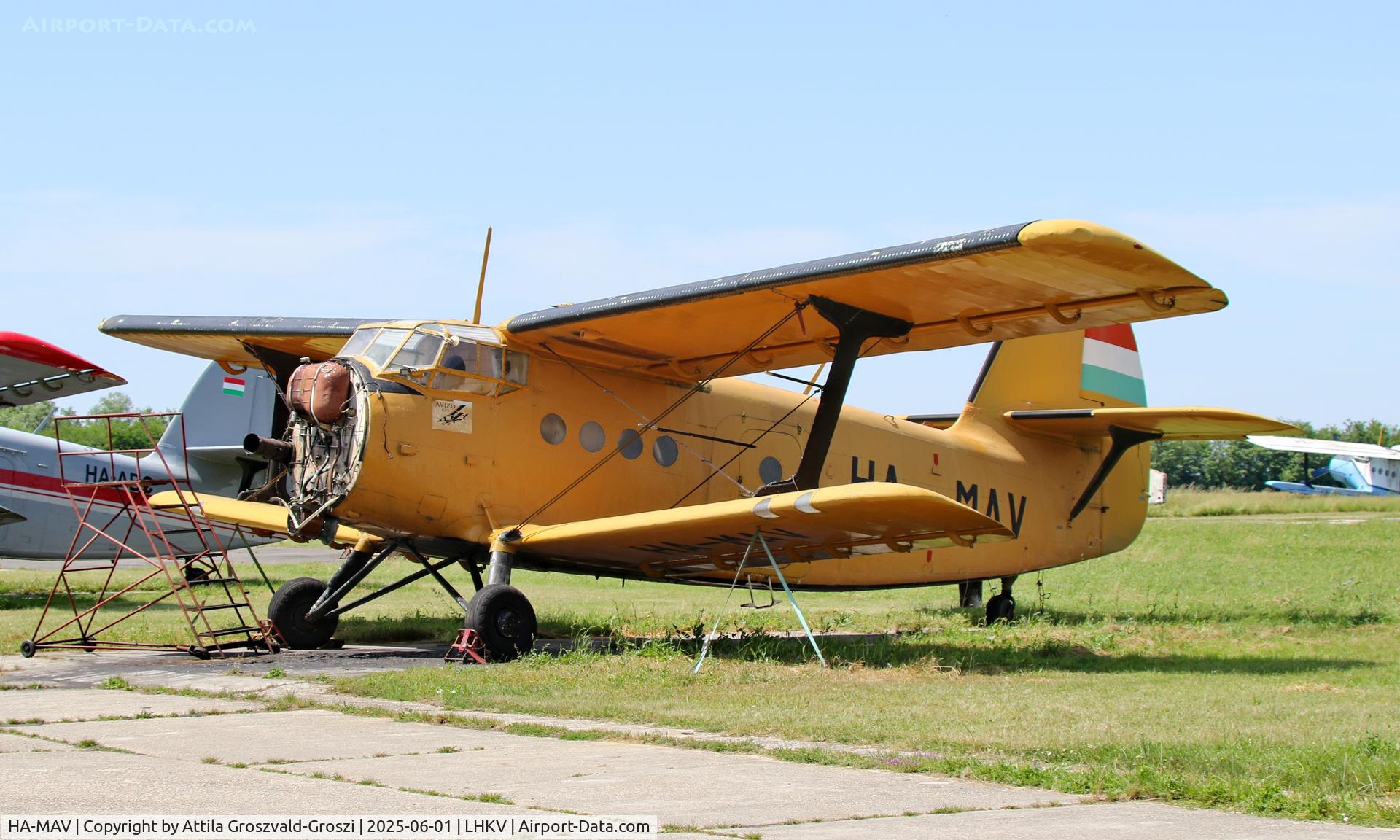 HA-MAV, 1985 PZL-Mielec An-2R C/N 1G211-15, LHKV - Kaposújlak Airport, Hungary