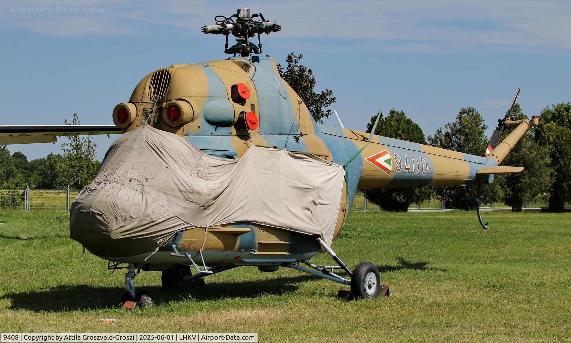 9408, 1985 WSK Swidnik Mi-2 Hoplite C/N 519408095, LHKV - Kaposújlak Airport, Hungary