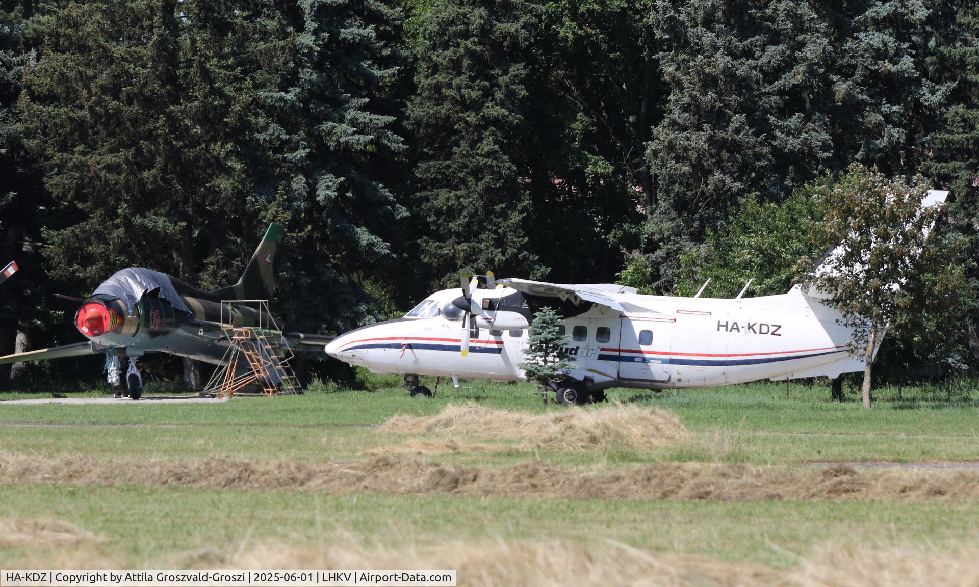 HA-KDZ, 1982 Let L-410UVP-T Turbolet C/N 820929, LHKV - Kaposújlak Airport, Hungary