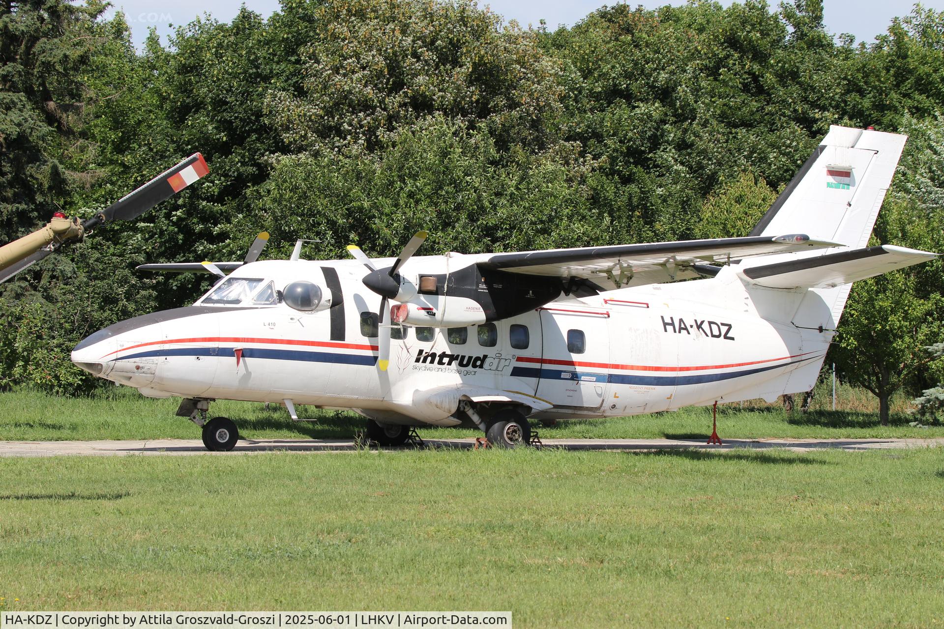HA-KDZ, 1982 Let L-410UVP-T Turbolet C/N 820929, LHKV - Kaposújlak Airport, Hungary