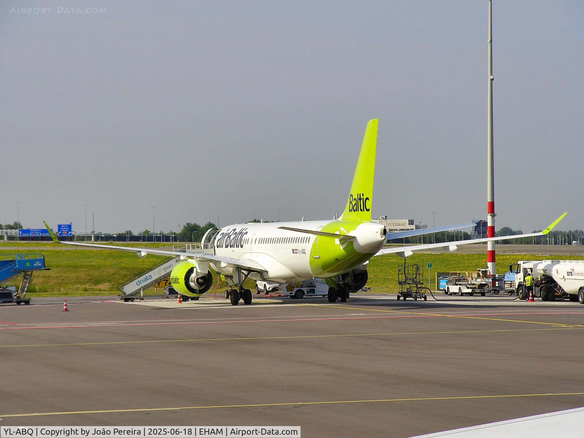 YL-ABQ, 2023 Airbus A220-371 C/N 55238, airBaltic BCS3 at AMS (EHAM)