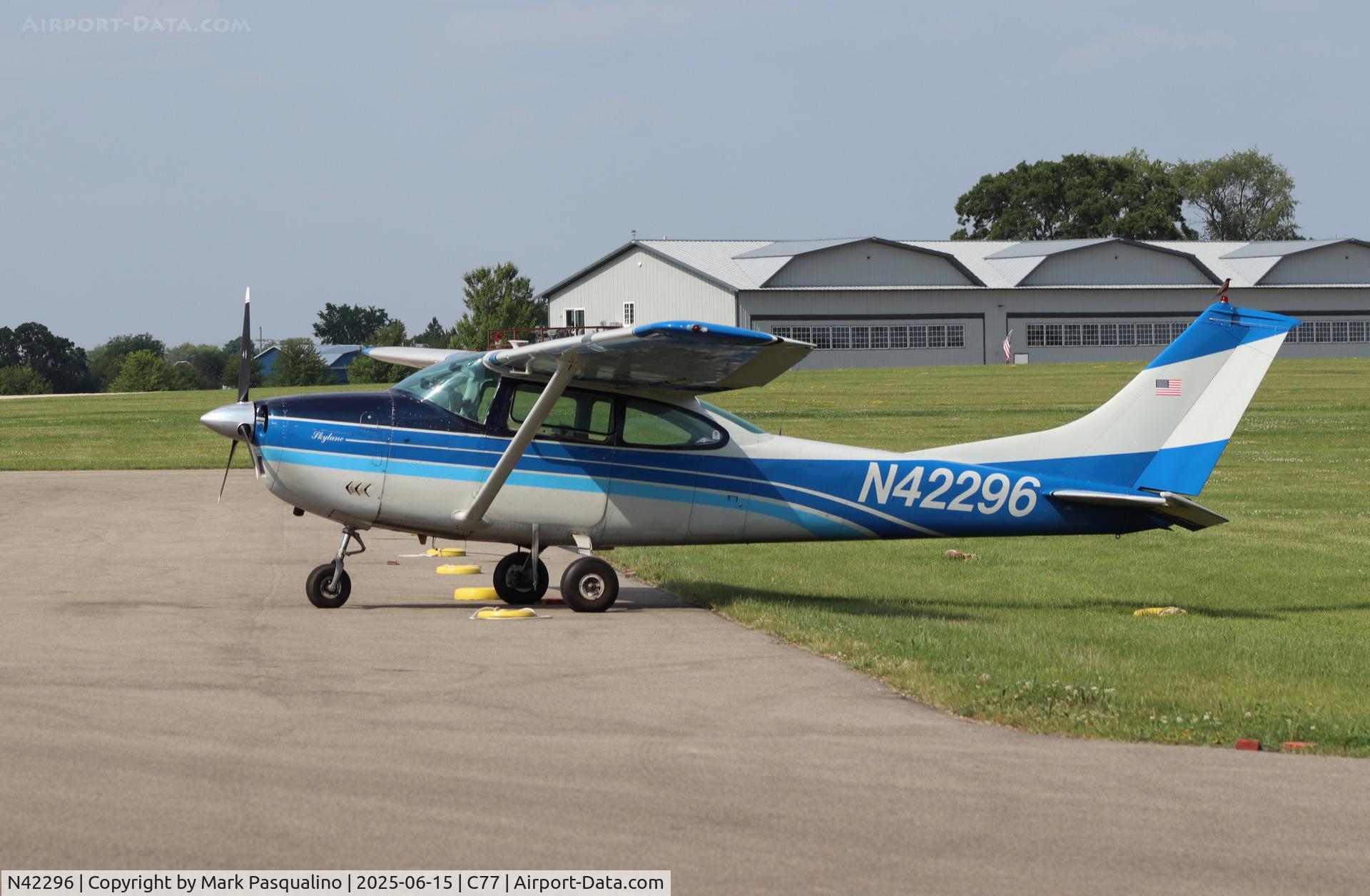 N42296, 1968 Cessna 182L Skylane C/N 18258951, Cessna 182L