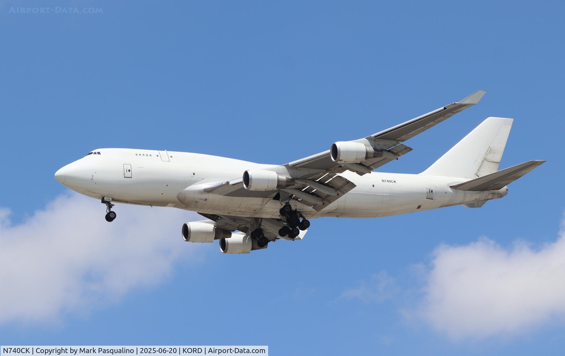 N740CK, 1989 Boeing 747-4H6 C/N 24405, Boeing 747-4H6