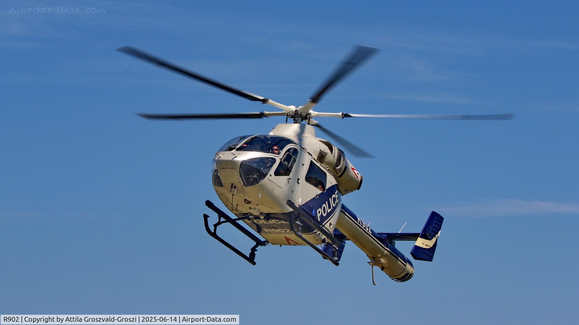 R902, 2001 MD Helicopters MD-900 Explorer C/N 900-00096, HU-0020 - Rétság Airport, Hungary - Ultralight Aircraft Meeting 2025