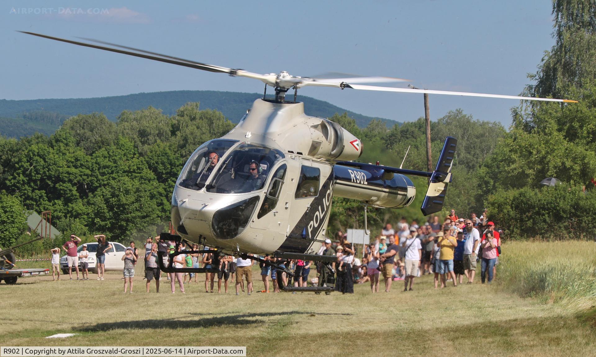 R902, 2001 MD Helicopters MD-900 Explorer C/N 900-00096, HU-0020 - Rétság Airport, Hungary - Ultralight Aircraft Meeting 2025
