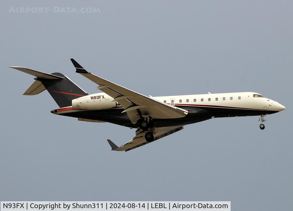 N93FX, 2006 Bombardier Global XRS (BD700-1A-10) C/N 9199, Landing rwy 24R