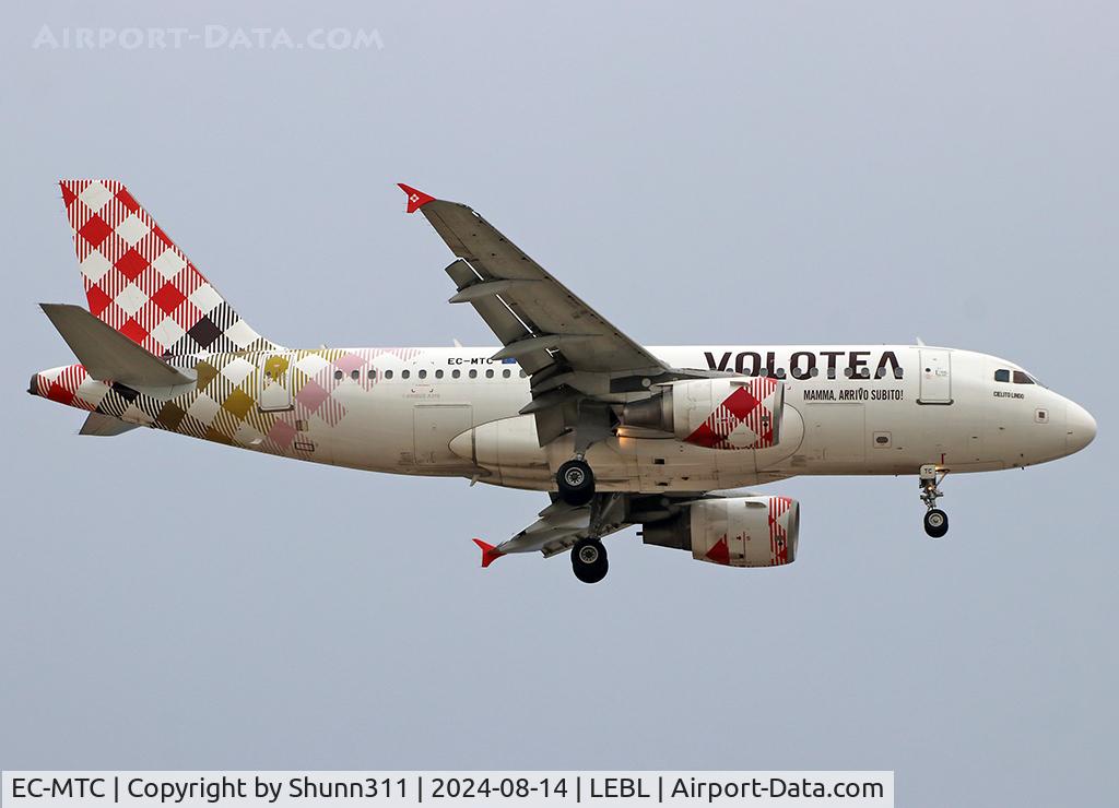 EC-MTC, 2004 Airbus A319-111 C/N 2258, Landing rwy 24R