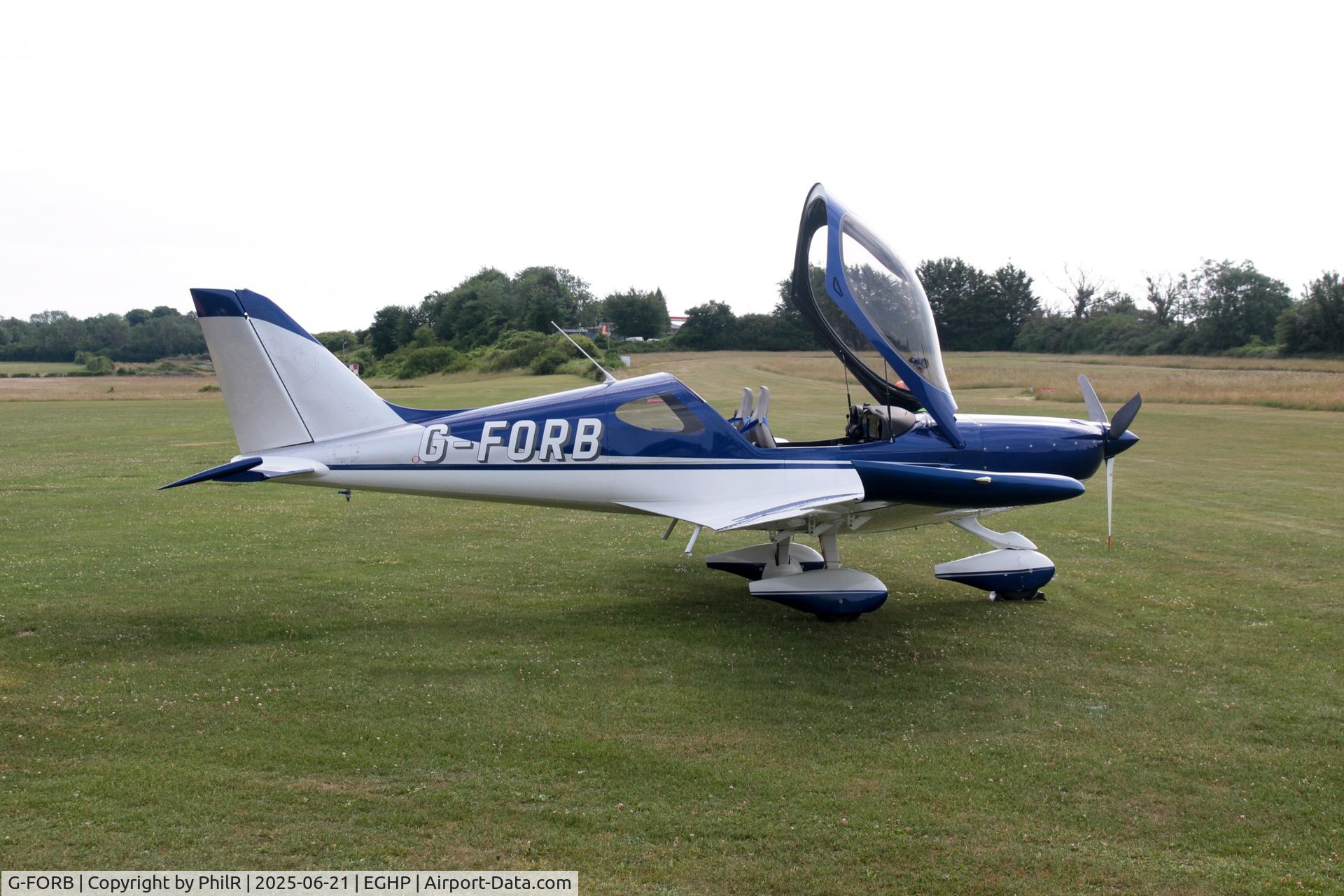 G-IBEN, 2013 Vans RV-7 C/N PFA 323-13981, G-FORB 2023 Bristell NG5 Speed Wing Cessna Fly In Popham