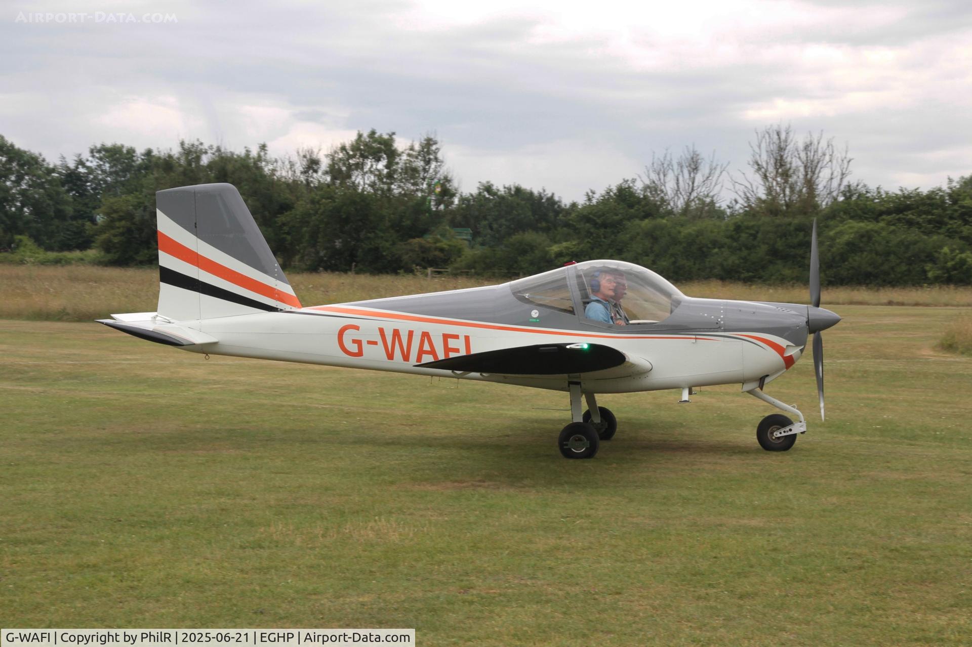 G-WAFI, 2018 Vans RV-12 C/N LAA 363-15450, G-WAFI 2022 VANS RV-12IS Cessna Fly In Popham
