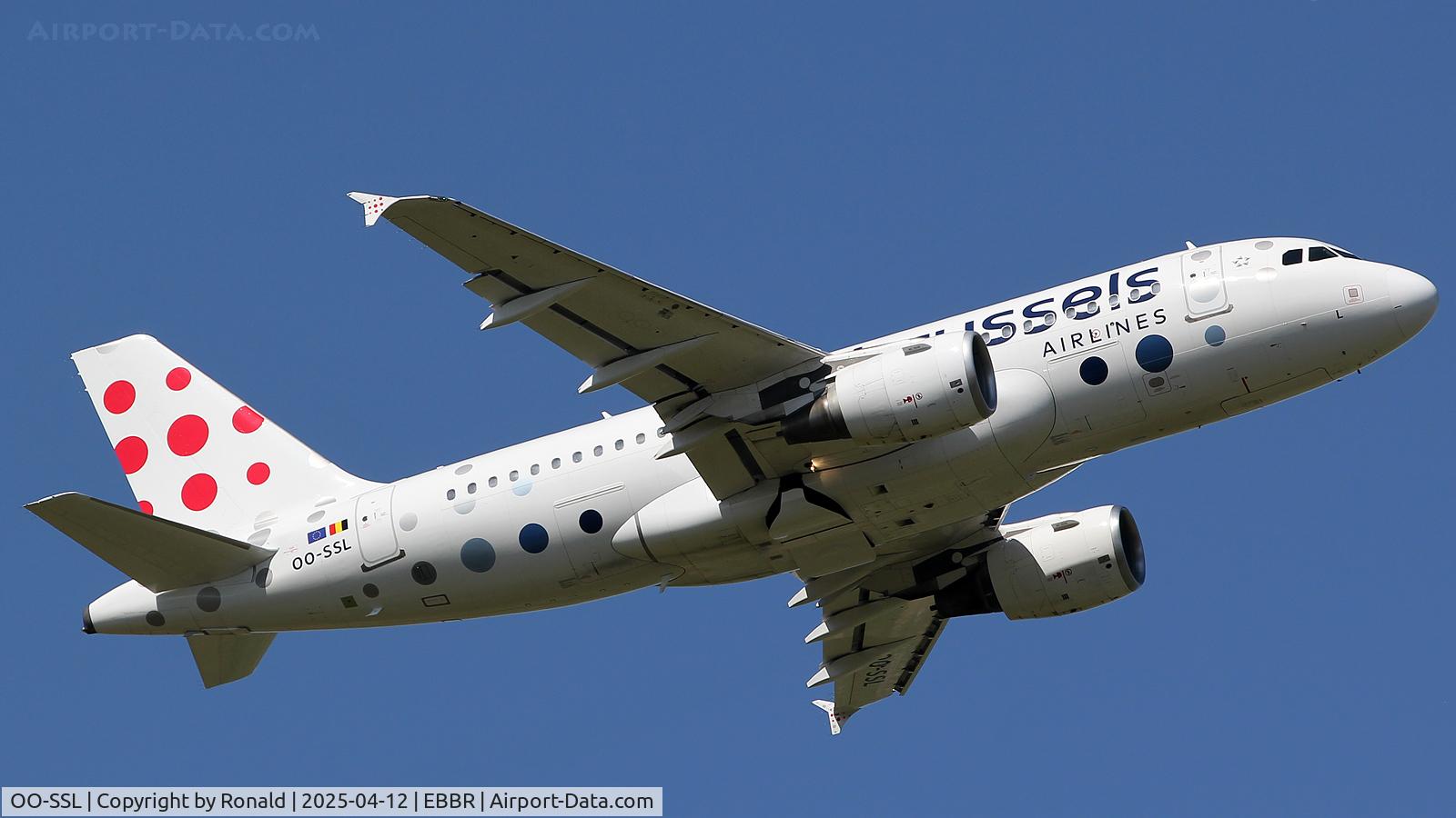OO-SSL, 2002 Airbus A319-111 C/N 1803, at ebbr