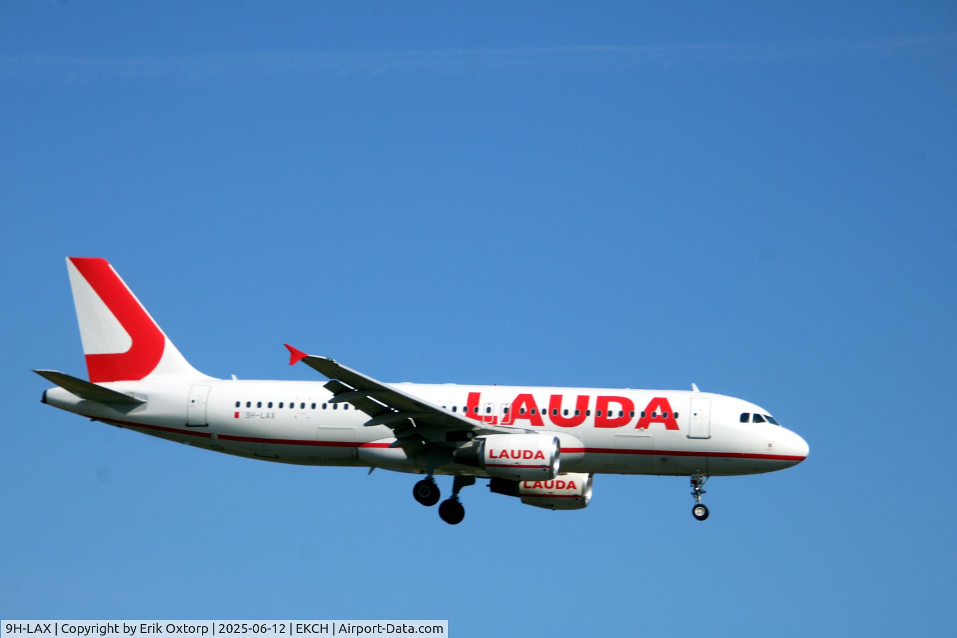 9H-LAX, 2007 Airbus A320-214 C/N 3272, 9H-LAX landing rw 22L