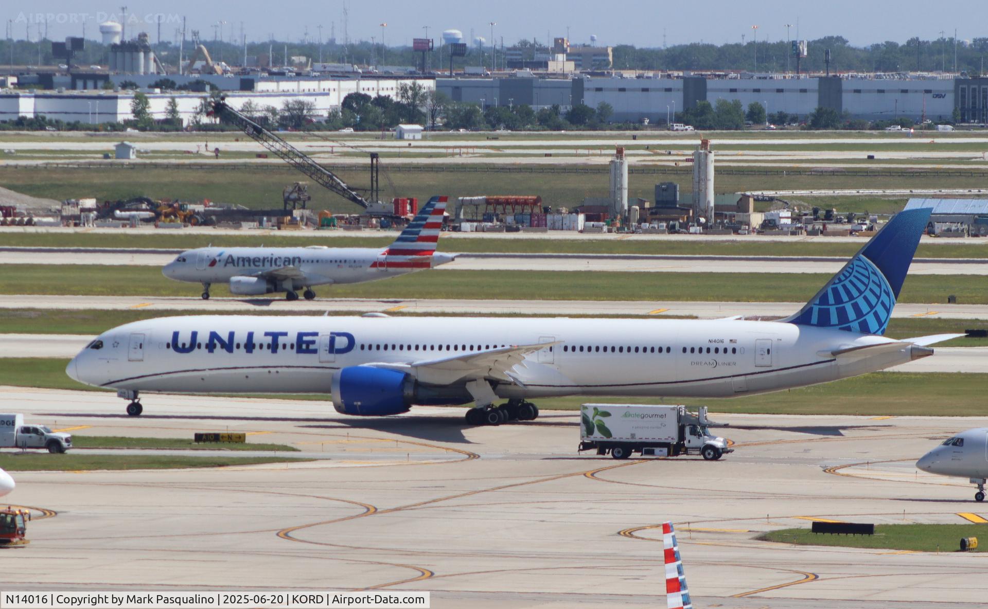 N14016, 2022 Boeing 787-10 Dreamliner Dreamliner C/N 66985, Boeing 787-10 Dreamliner