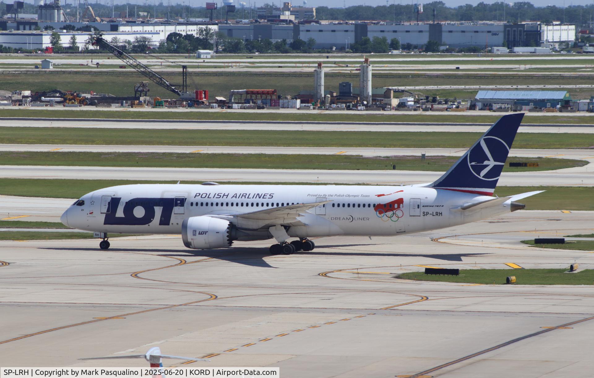SP-LRH, 2017 Boeing 787-8 Dreamliner C/N 35943, Boeing 787-8 Dreamliner
