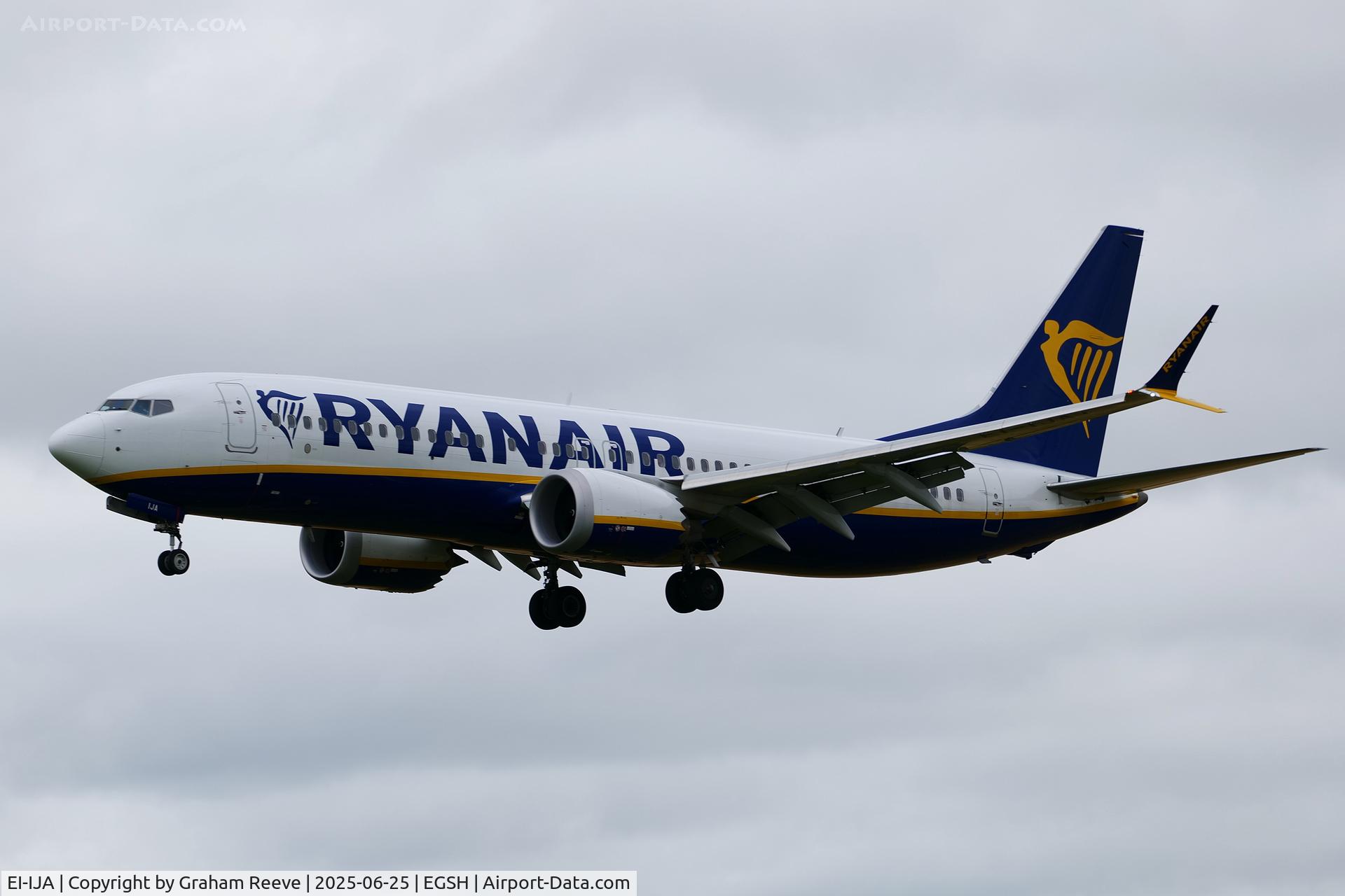 EI-IJA, 2023 Boeing 737-8-200 MAX C/N 62367, Landing at Norwich.
