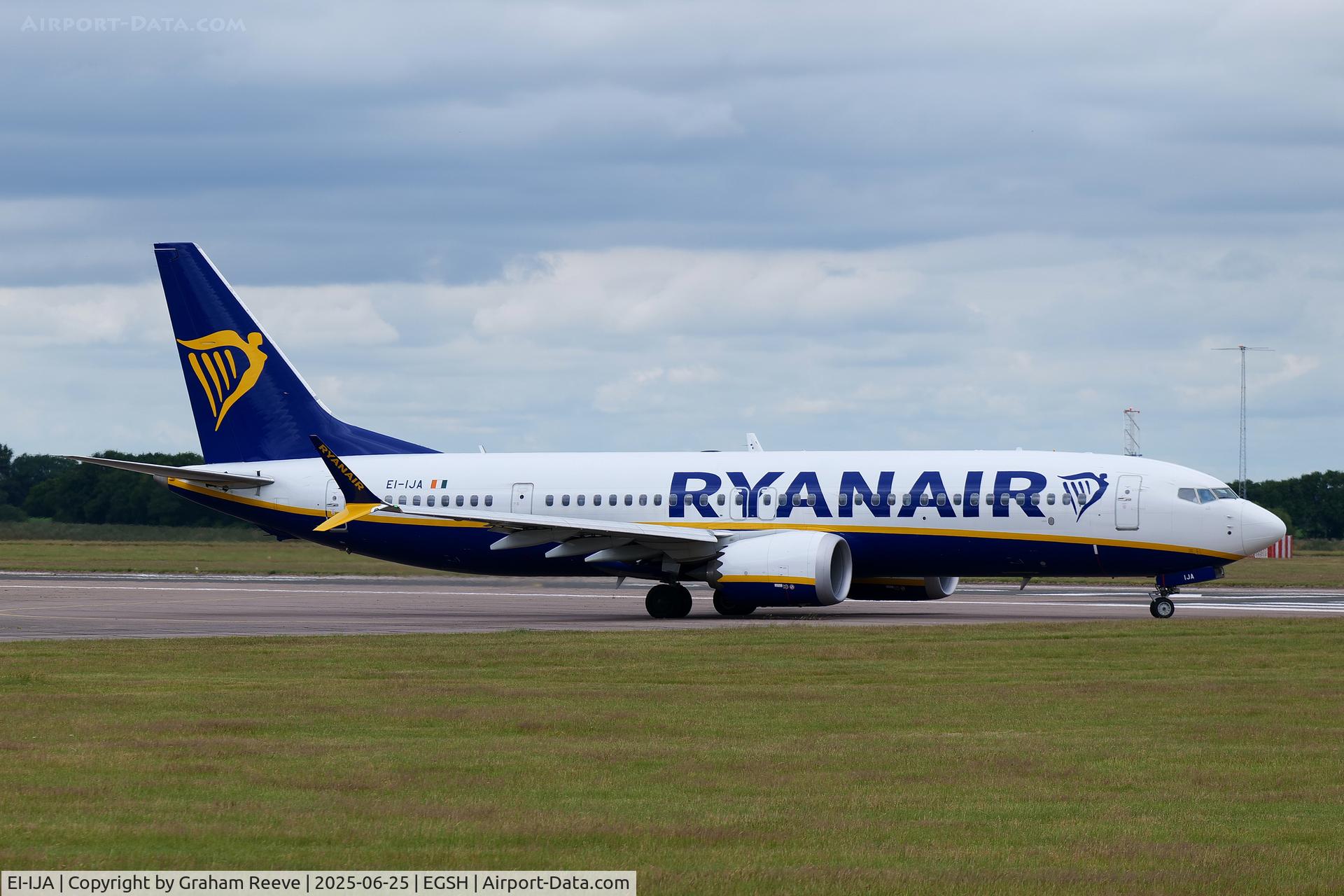 EI-IJA, 2023 Boeing 737-8-200 MAX C/N 62367, Departing from Norwich,