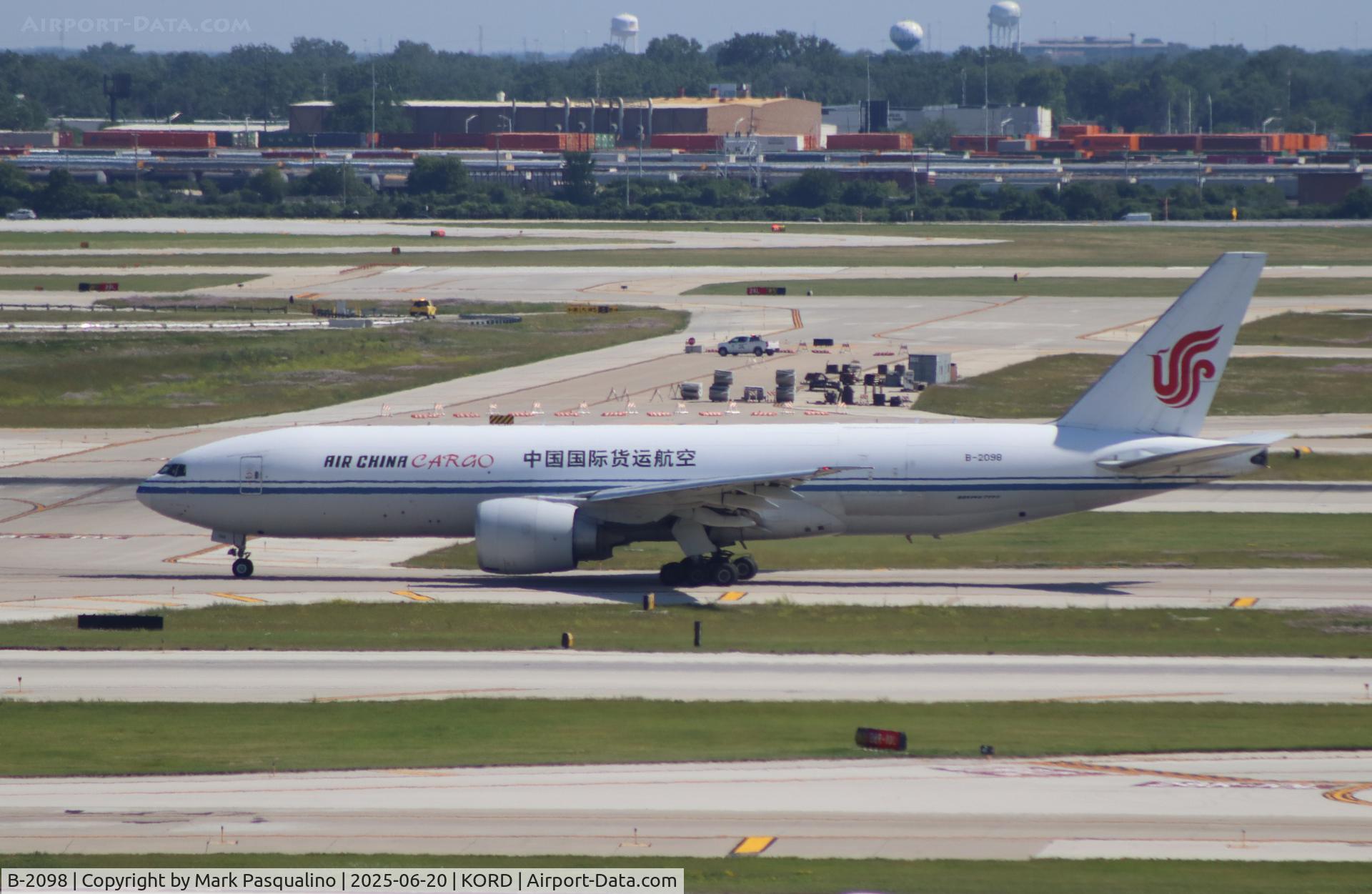 B-2098, 2014 Boeing 777-FFT C/N 44681, Boeing 777-FFT