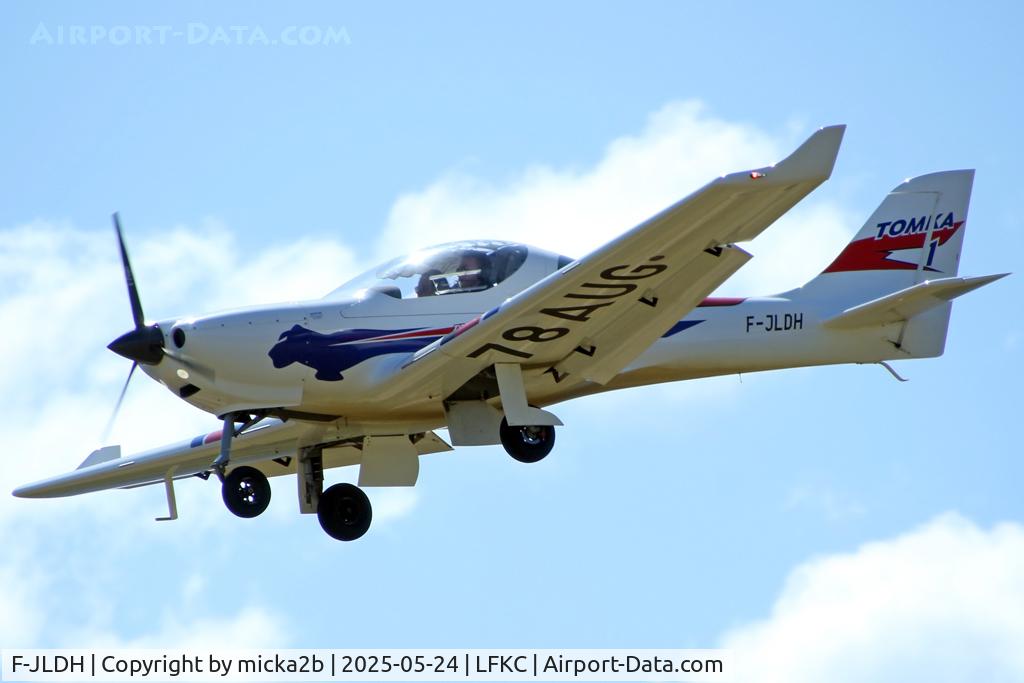 F-JLDH, Aerospool WT-9 RG C/N ?, Landing