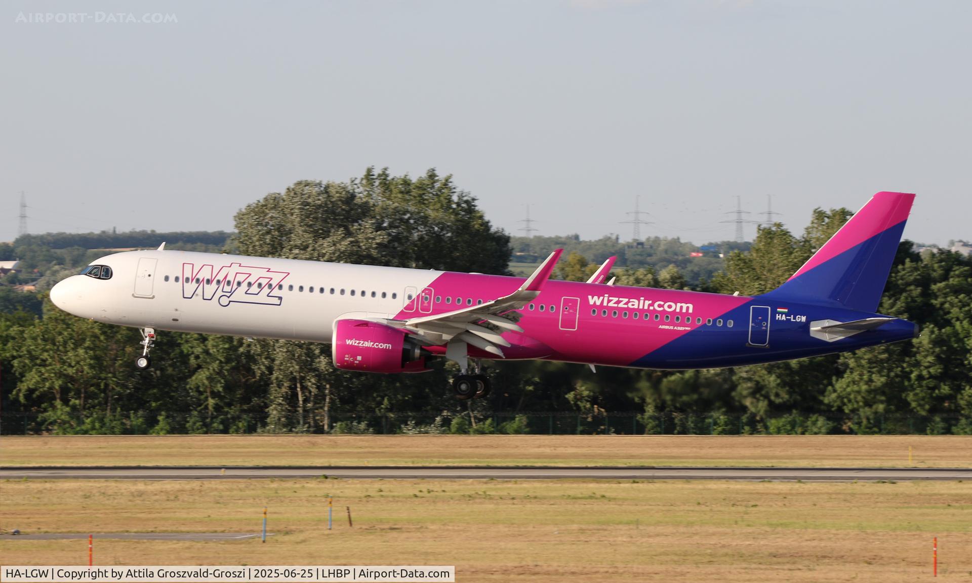 HA-LGW, 2025 Airbus 321-271NX C/N 12654, LHBP - Budapest Liszt Ferenc International Airport, Budapest, Hungary