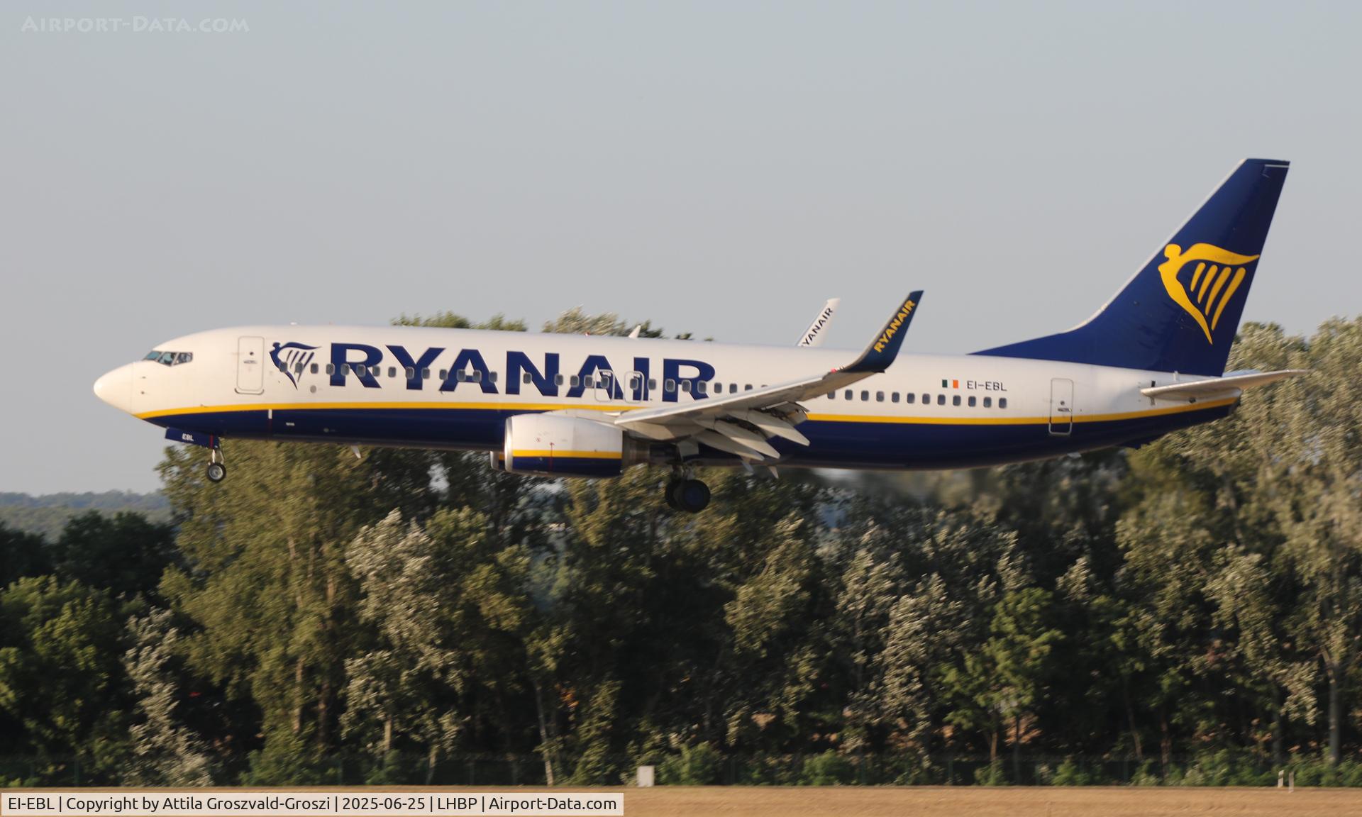 EI-EBL, 2009 Boeing 737-8AS C/N 37529, LHBP - Budapest Liszt Ferenc International Airport, Budapest, Hungary