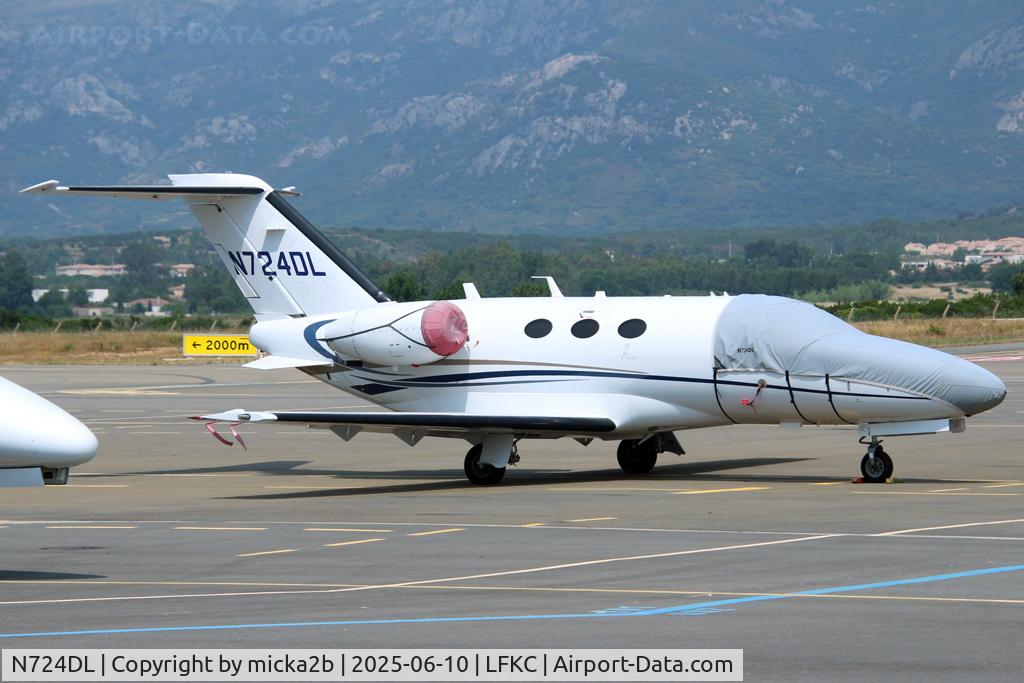 N724DL, 2008 Cessna 510 Citation Mustang C/N 510-0078, Parked
