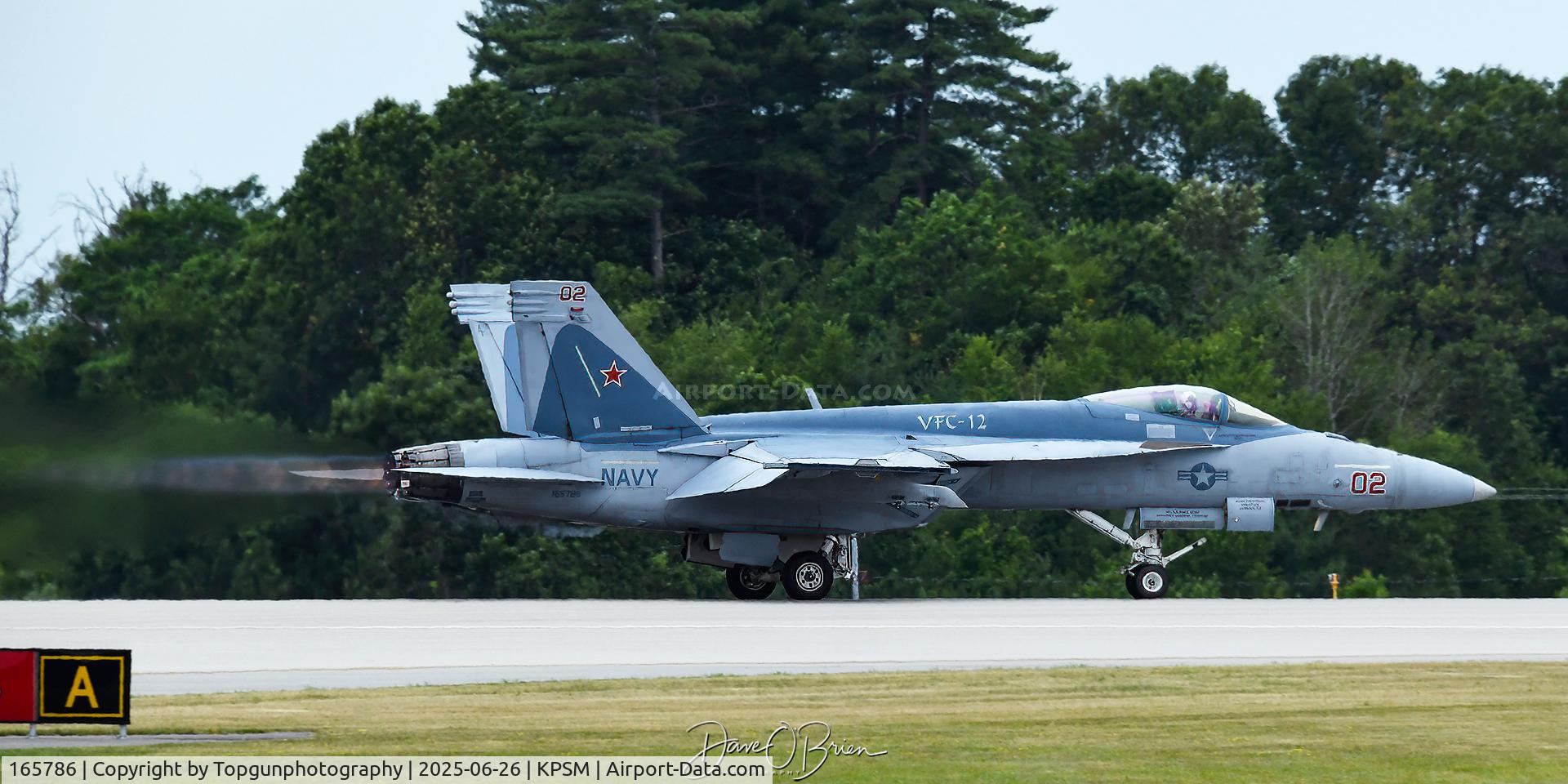 165786, Boeing F/A-18E Super Hornet C/N 1536/E029, AMBUSH11 blasting out of Pease heading home to NAS Oceana