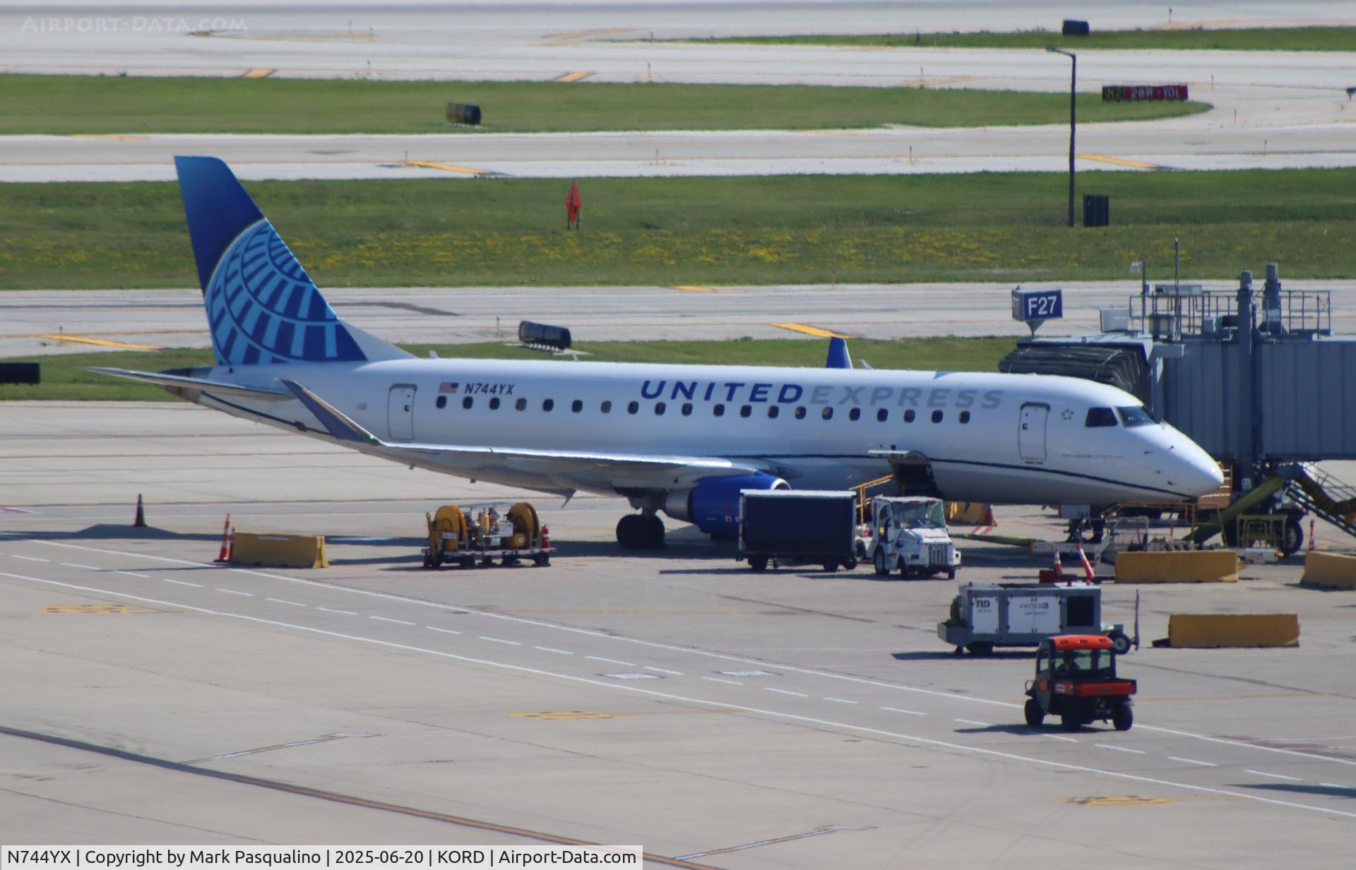 N744YX, 2017 Embraer 175LR (ERJ-170-200LR) C/N 17000661, ERJ-170-200LR