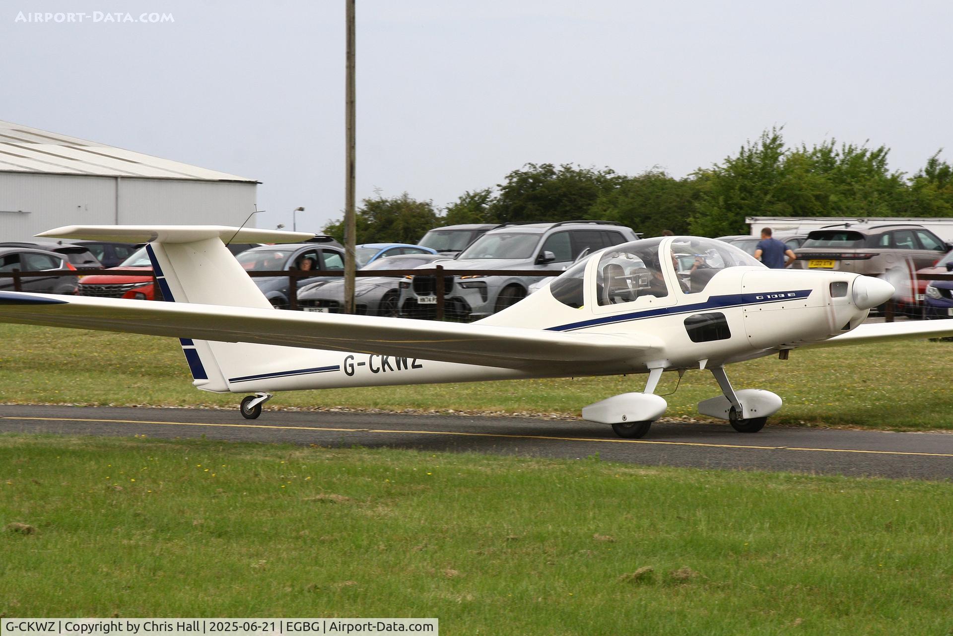 G-CKWZ, 1984 Grob G-109B C/N 6270, Leicester 21-06-25