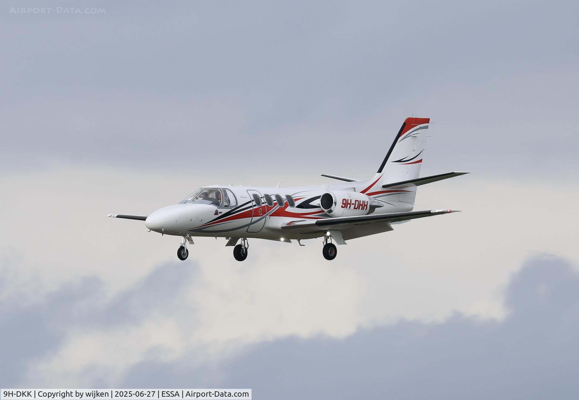 9H-DKK, 1979 Cessna 501 Citation I/SP C/N 501-0107, Rwy 26