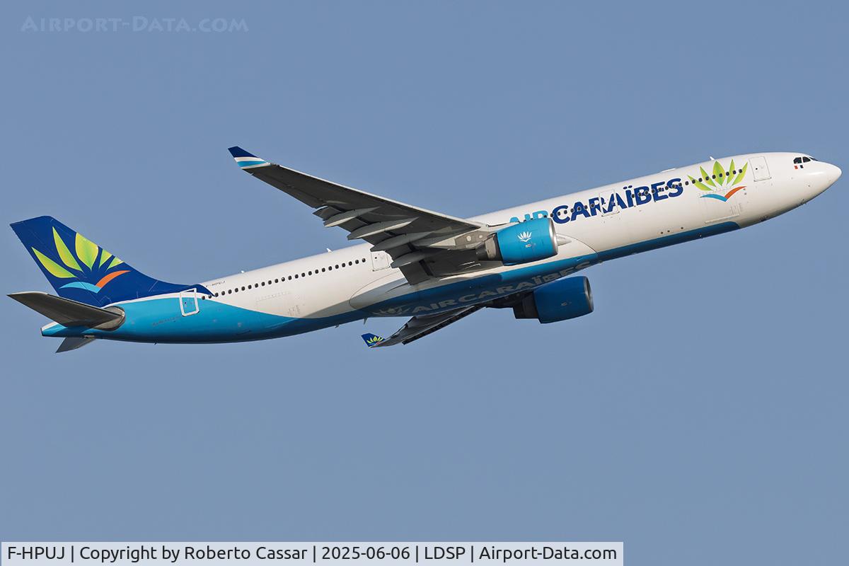 F-HPUJ, 2016 Airbus A330-232 C/N 1727, Departure
