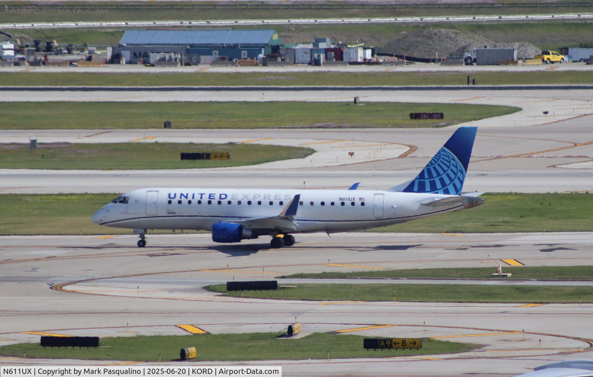 N611UX, 2019 Embraer 175LR (ERJ-170-200LR) C/N 17000811, ERJ-170-200LR