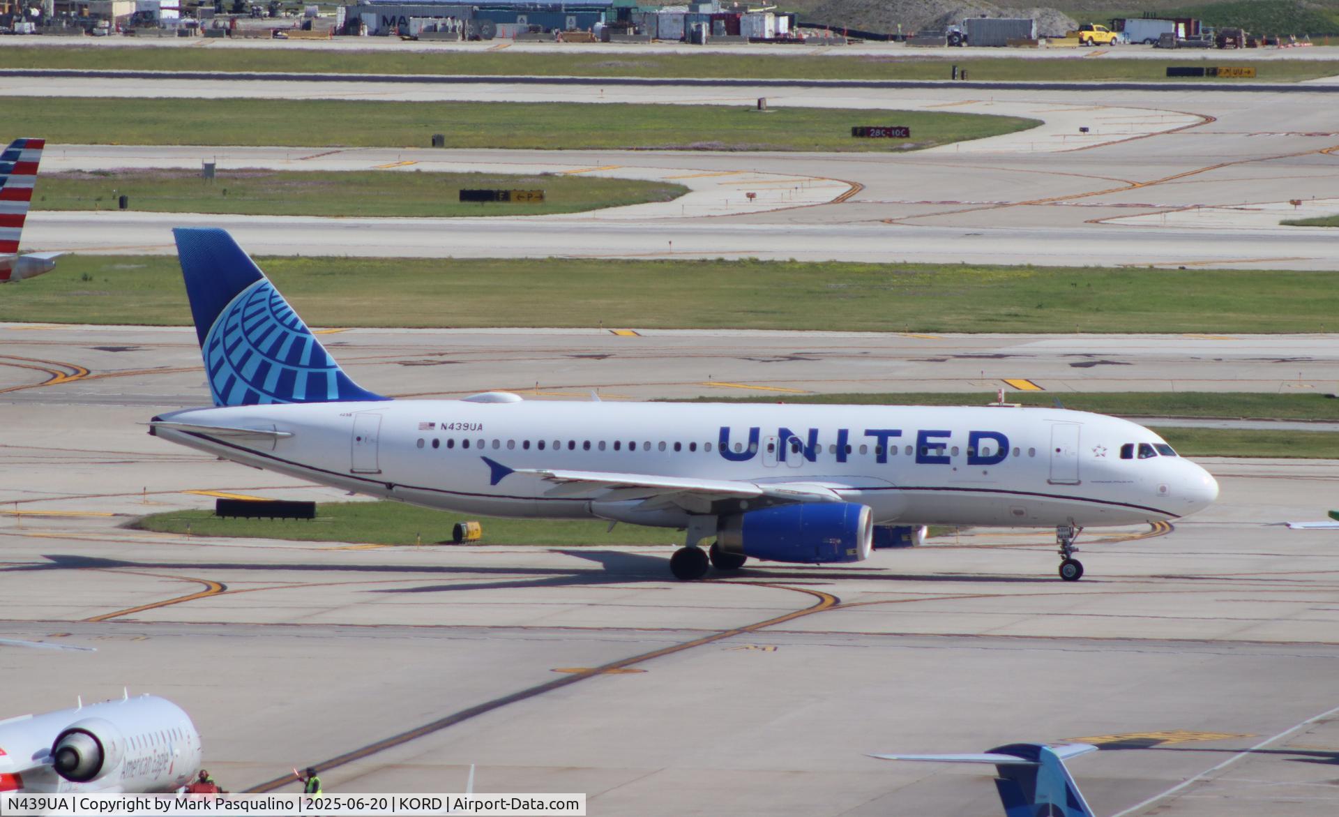N439UA, 1997 Airbus A320-232 C/N 683, Airbus 320-232