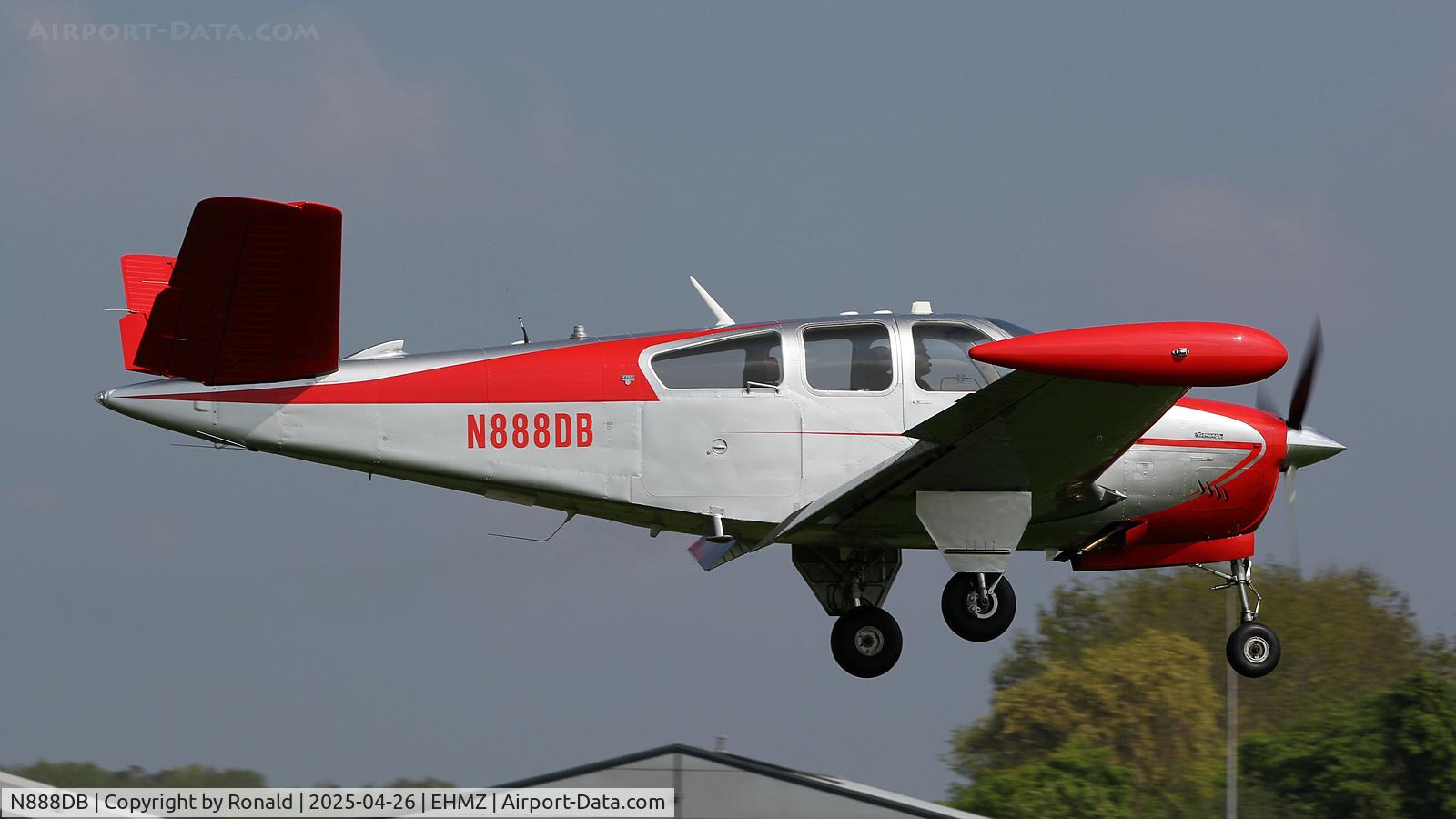 N888DB, 1977 Beech V35B Bonanza Bonanza C/N D-10076, at ehmz