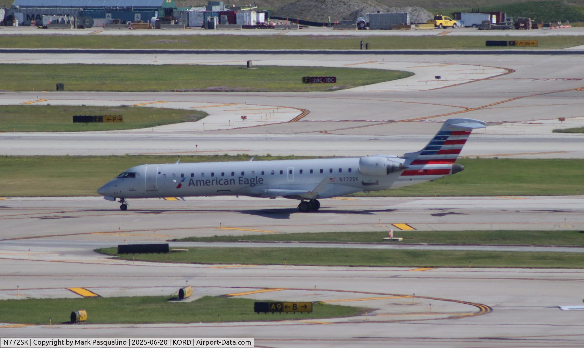 N772SK, 2005 Bombardier CRJ-702 (CL-600-2C10) Regional Jet C/N 10235, CL-600-2C10