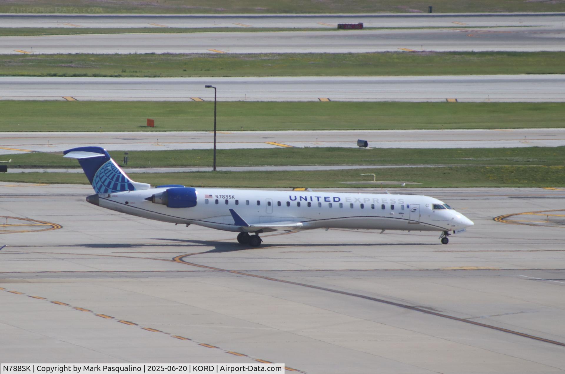 N788SK, 2009 Bombardier CRJ-700 (CL-600-2C10) Regional Jet C/N 10290, CL-600-2C10