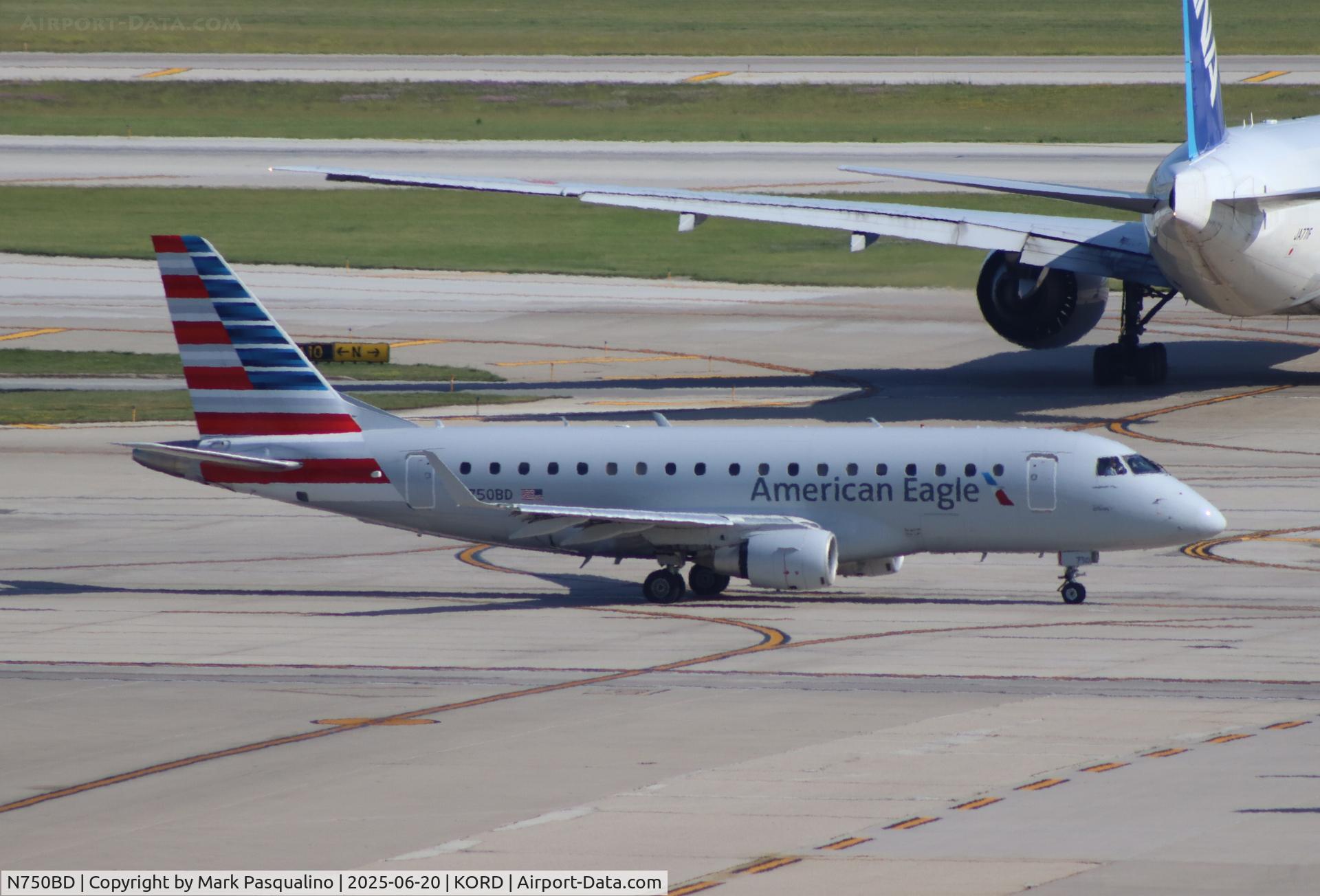 N750BD, 2005 Embraer 170SE (ERJ-170-100SE) C/N 17000075, ERJ-170-100SE
