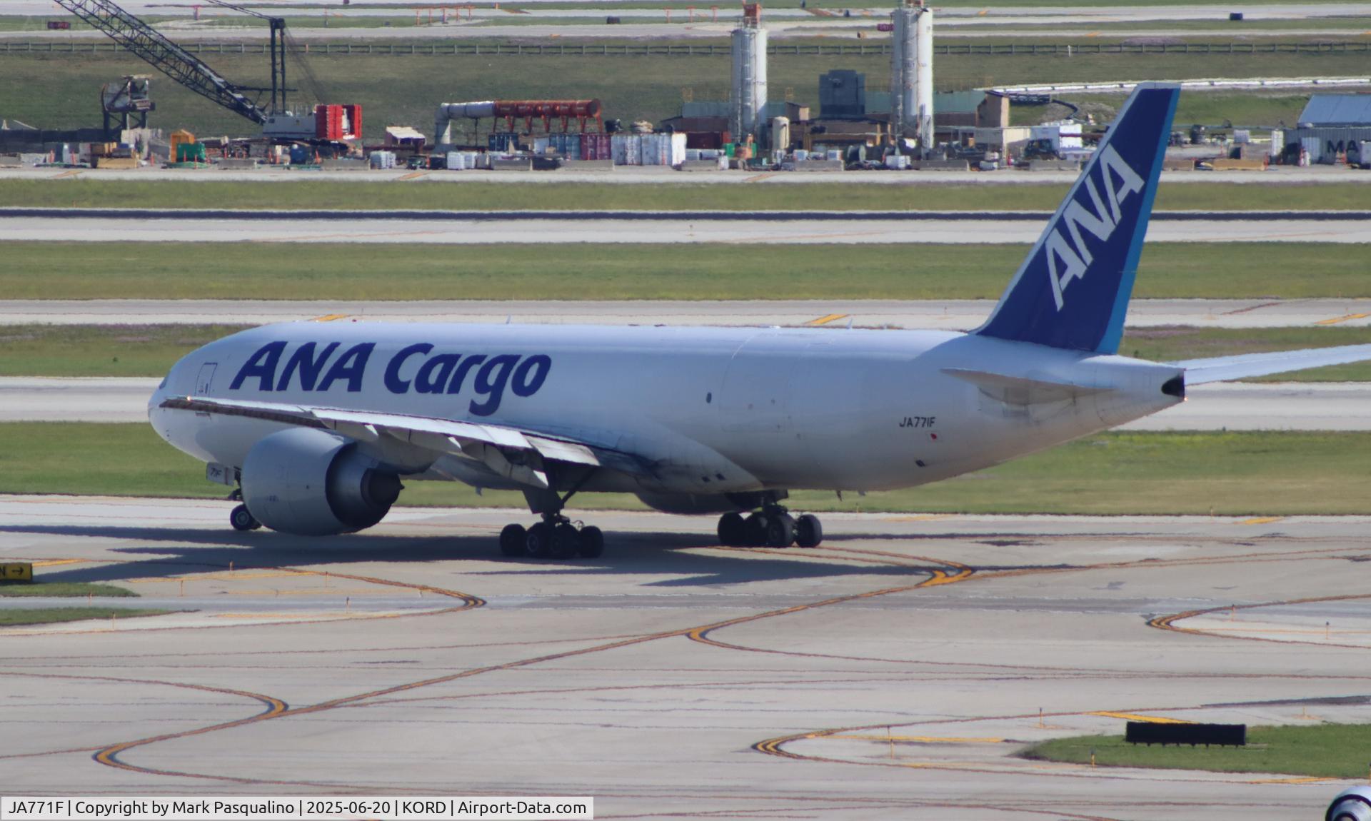 JA771F, 2018 Boeing 777-F C/N 65756, Boeing 777-F