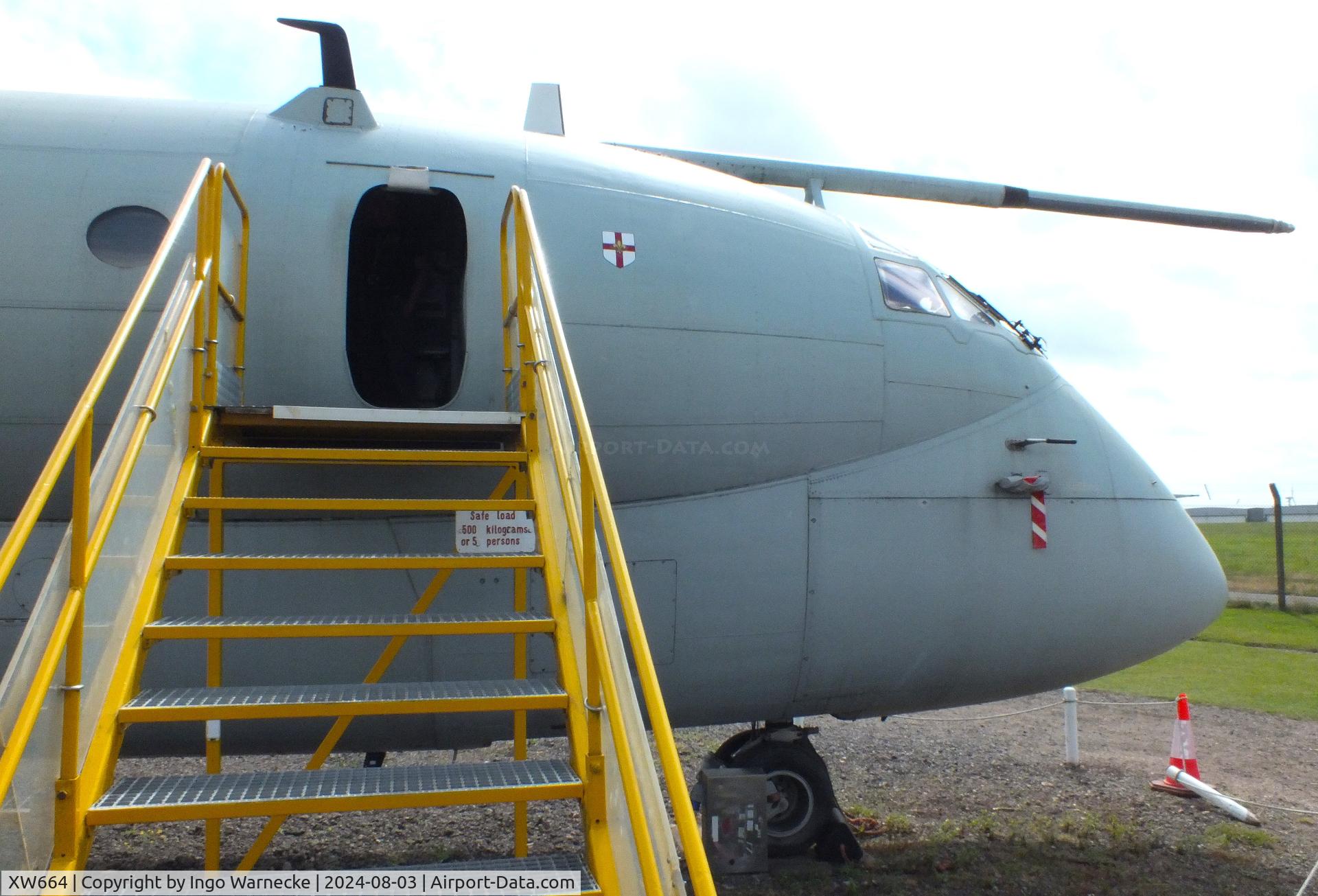 XW664, 1971 Hawker Siddeley Nimrod R.1 C/N 8039, Hawker Siddeley Nimrod R1 at the East Midlands Aeropark, Castle Donington