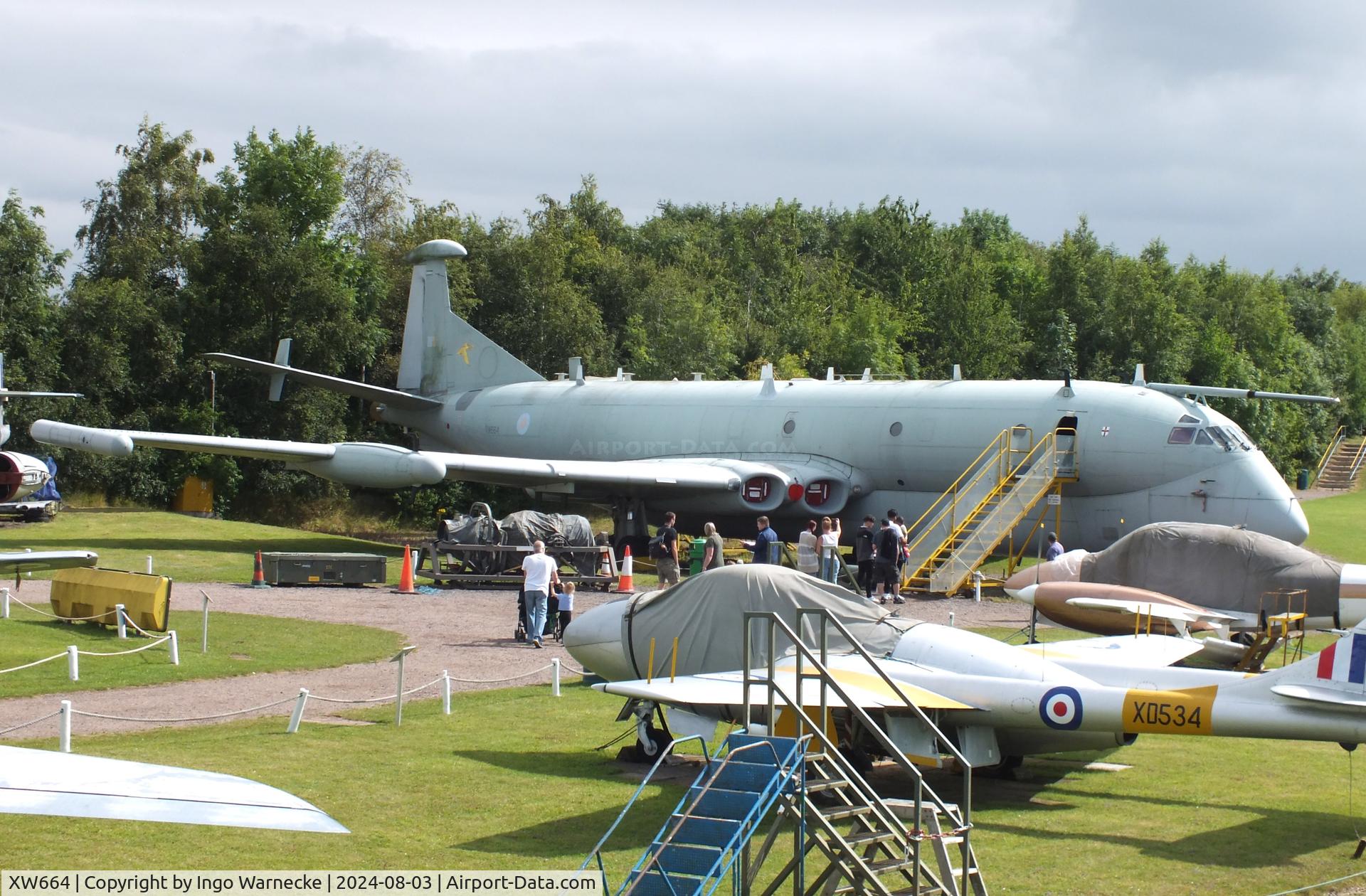 XW664, 1971 Hawker Siddeley Nimrod R.1 C/N 8039, Hawker Siddeley Nimrod R1 at the East Midlands Aeropark, Castle Donington