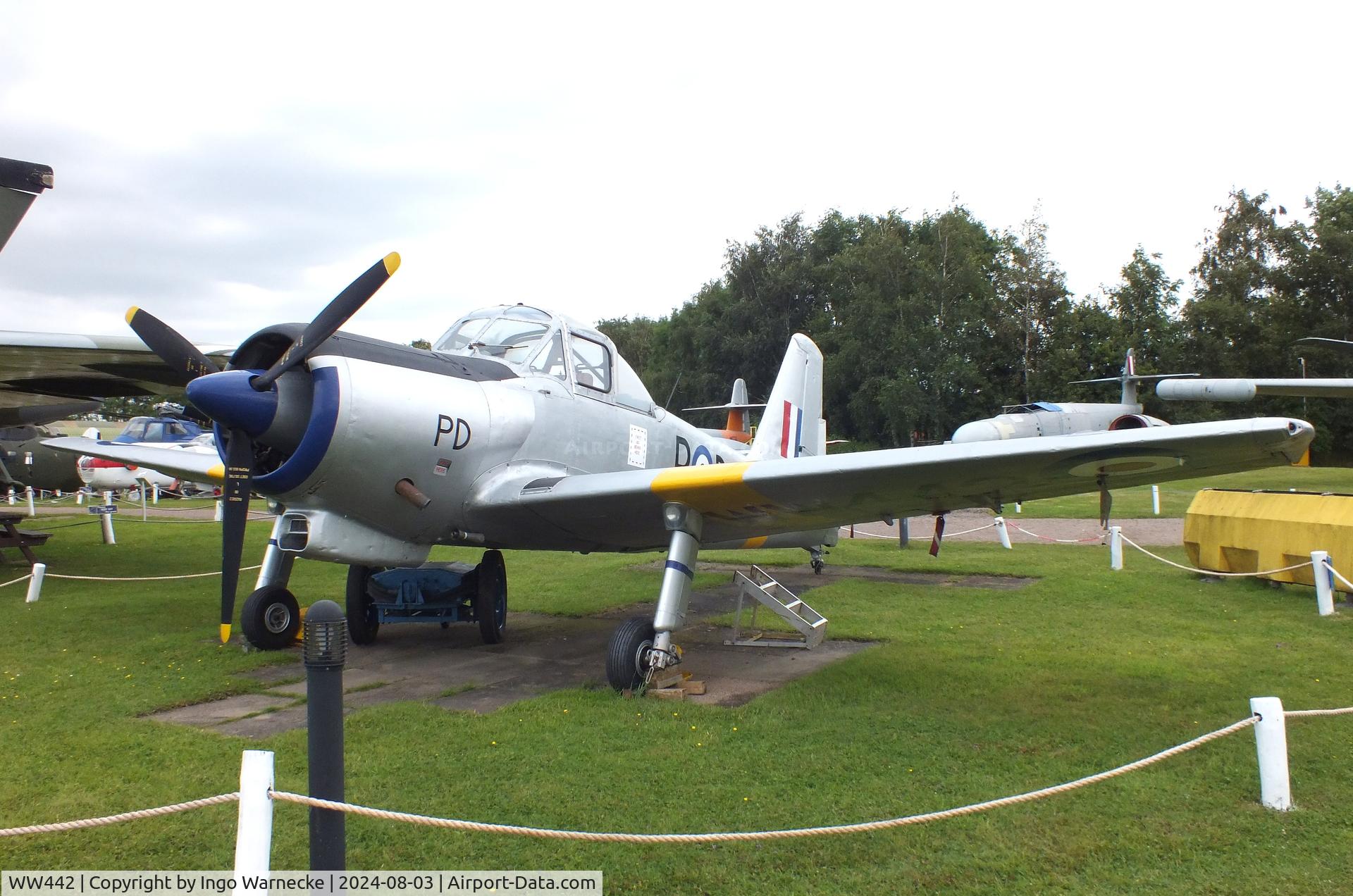 WW442, 1954 Percival P-56 Provost T.1 C/N PAC/56/257, Percival P.56 Provost T1 at the East Midlands Aeropark, Castle Donington