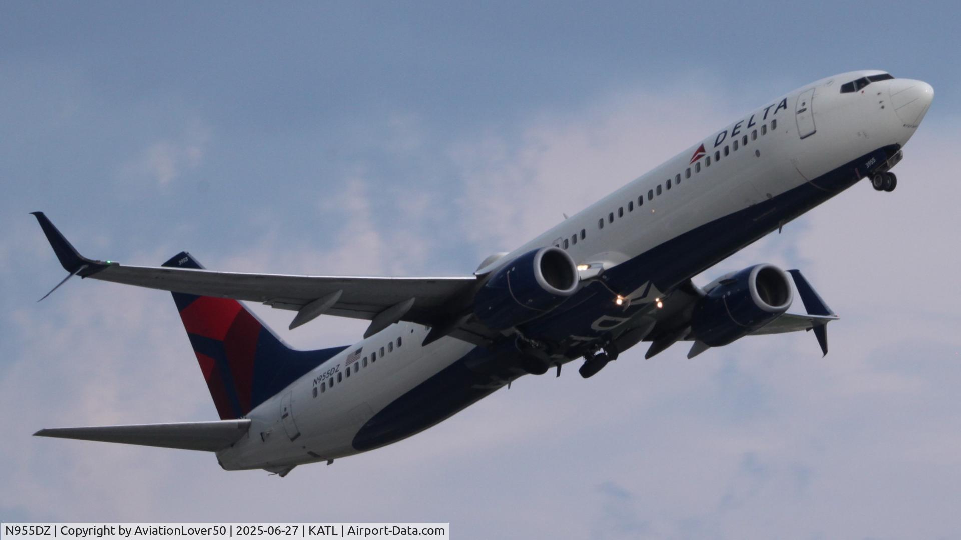N955DZ, 2013 Boeing 737-9GP/ER C/N 38743, Delta 739