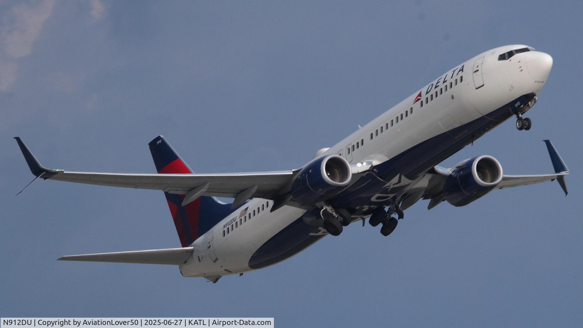N912DU, 2018 Boeing 737-932/ER C/N 64883, Delta 739